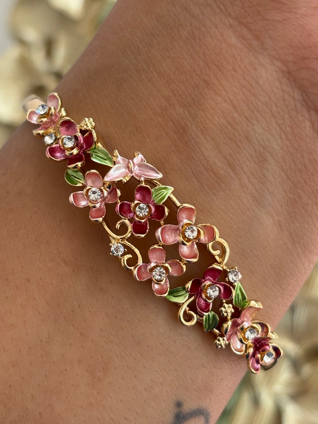 Fleora Bangle 44