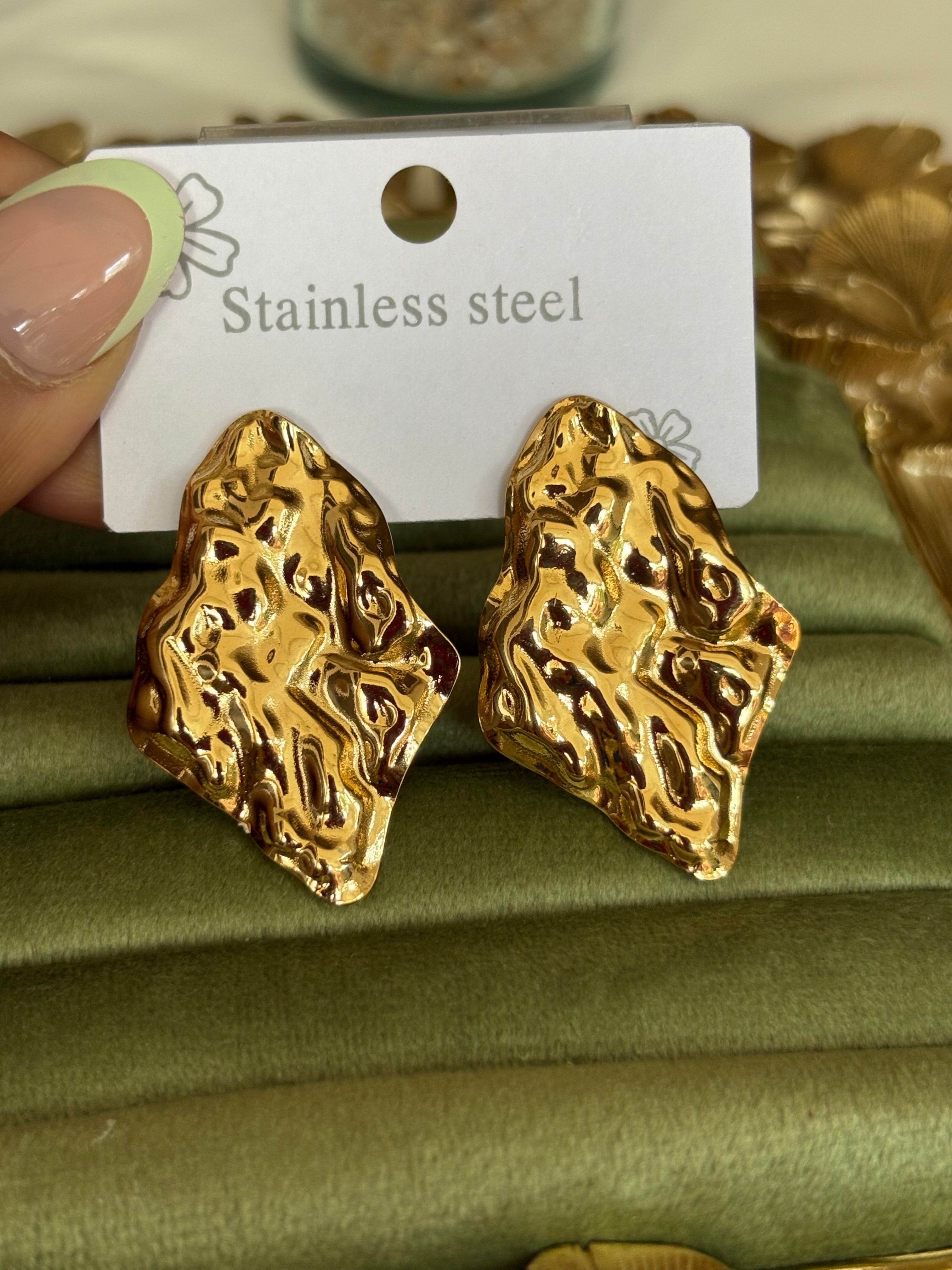 Aurex Studs