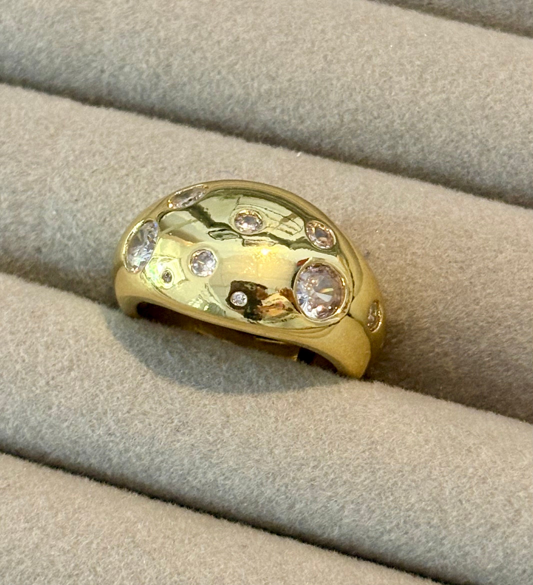 Starlight Scatter Ring