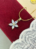 Bloom Glimmer Necklace