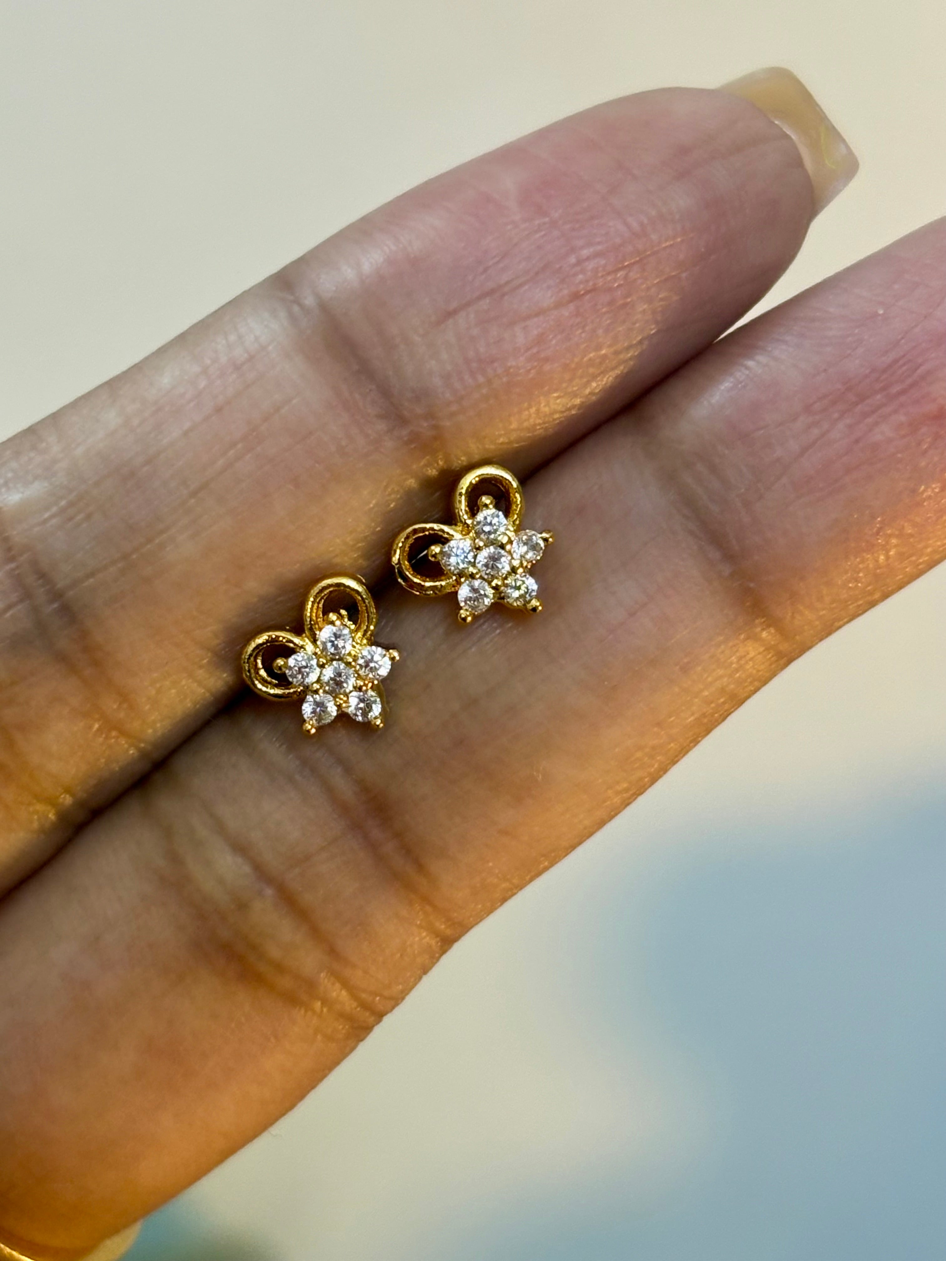 Loop Bloom Ball  Back Studs