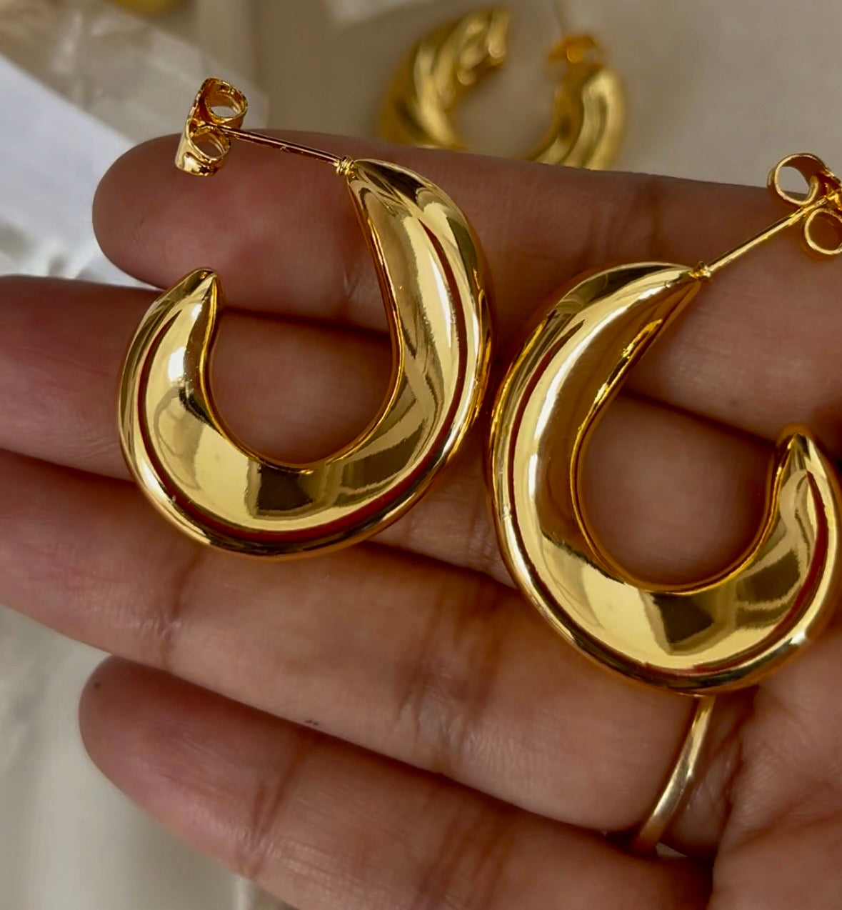 Arlo Chunky Hoops