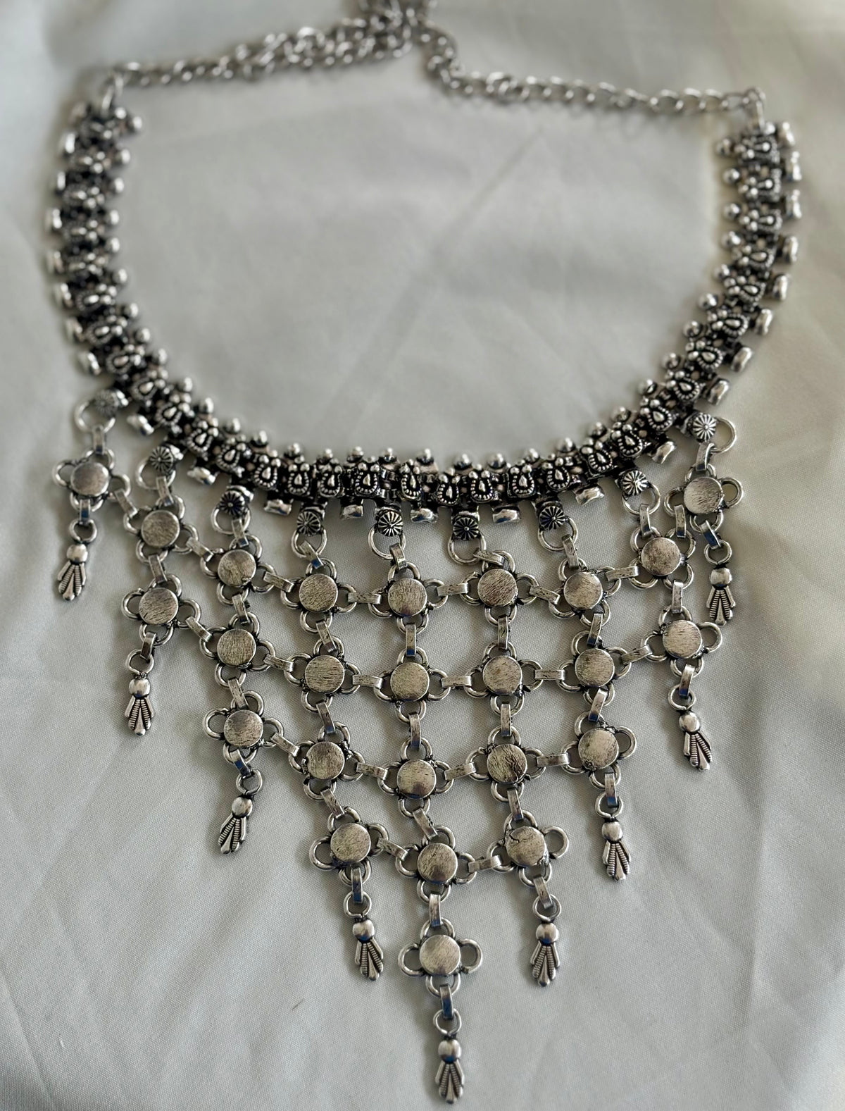Drop Afghani Choker