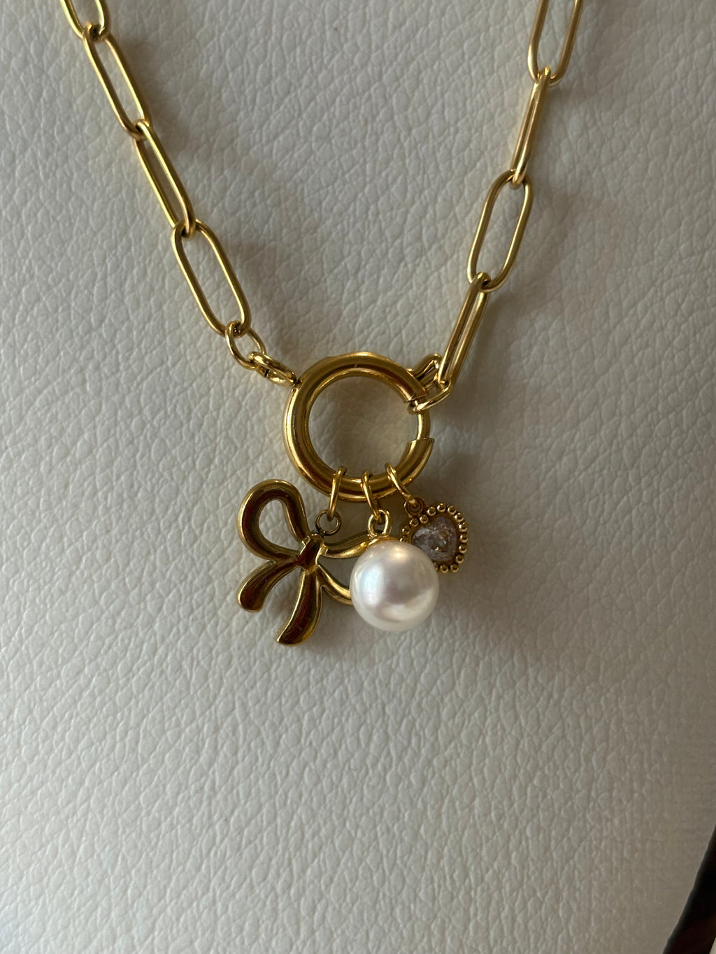 Pearl Bow Charms Necklace