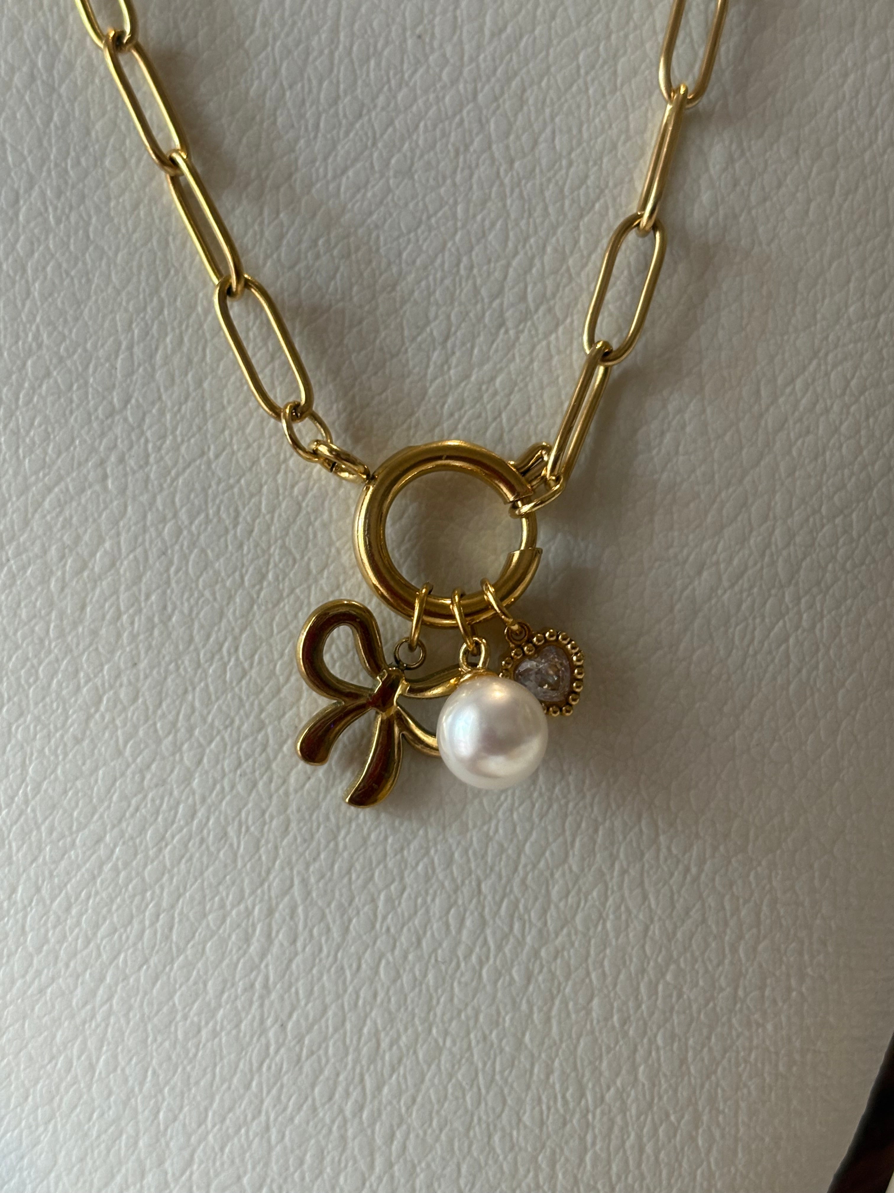Pearl Bow Charms Necklace