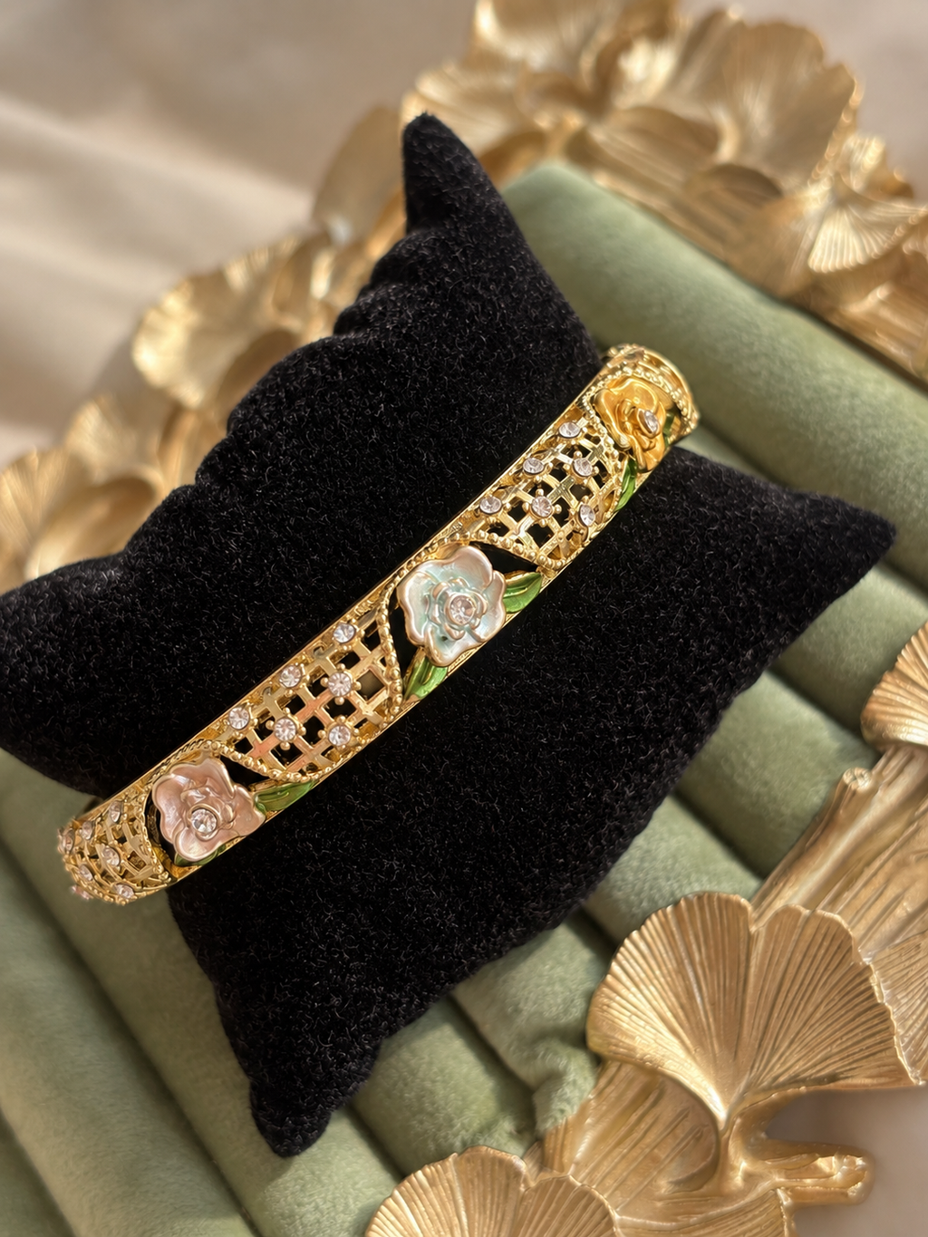 Fleora Bangle 31
