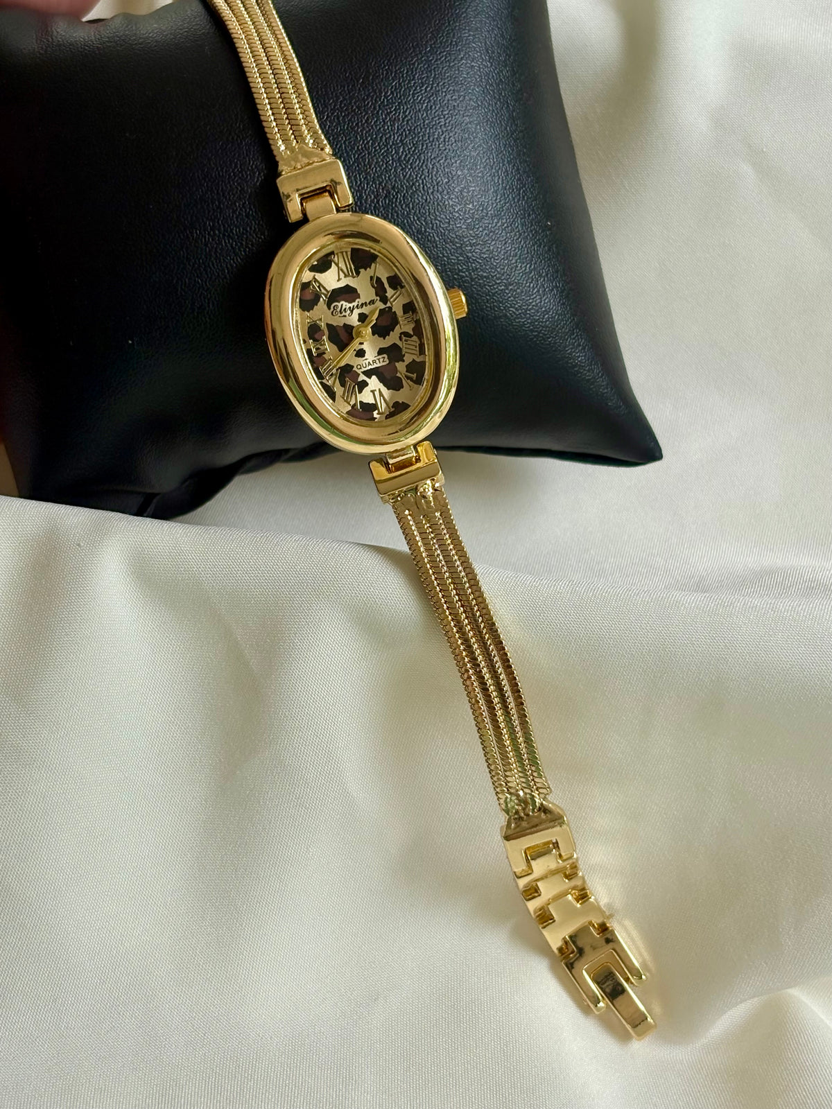 Leopard Print watch round