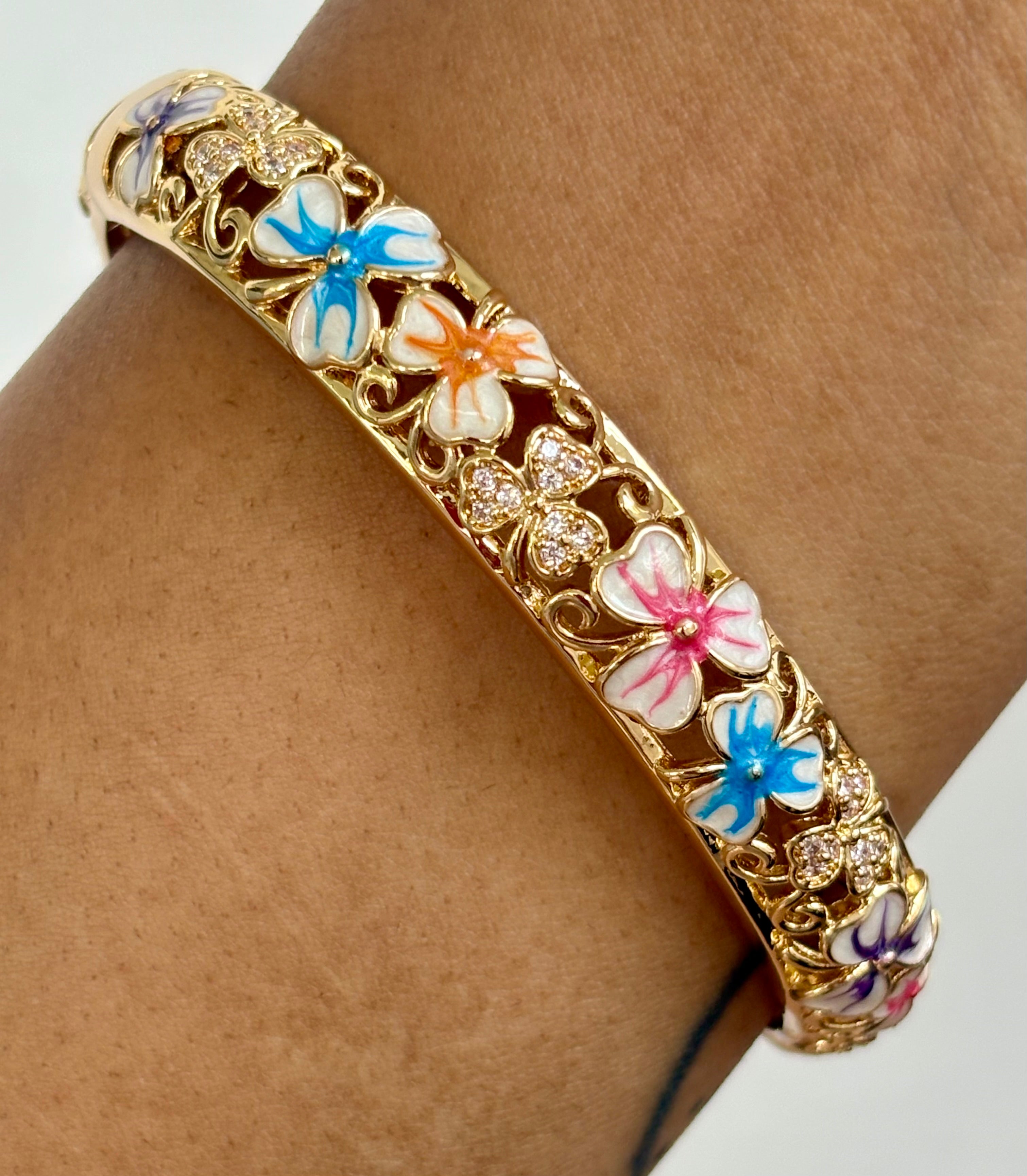 Fleora Bangle 17