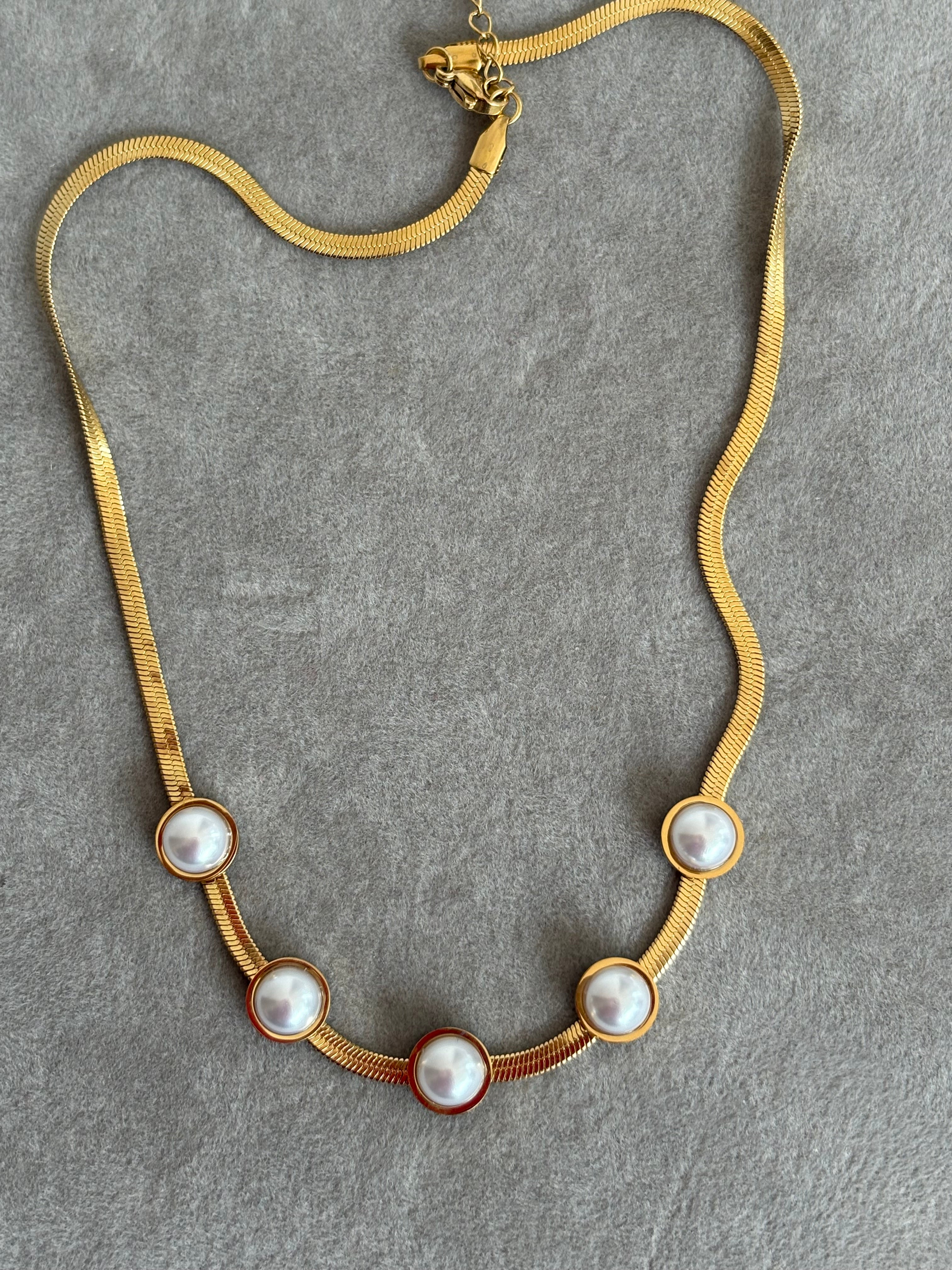 Pearl Orbit Necklace