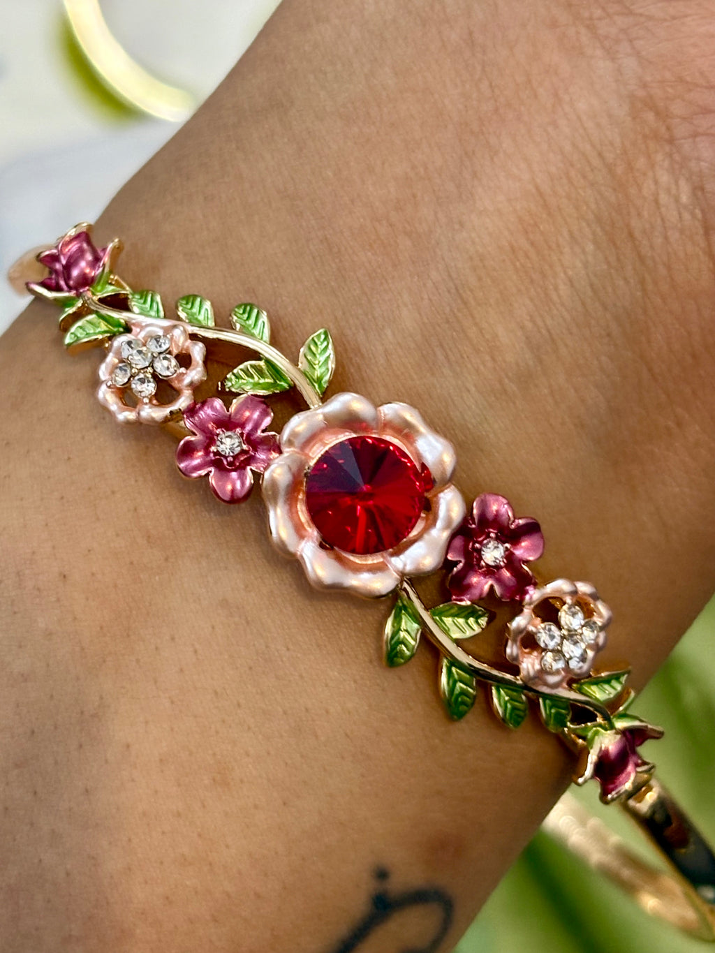 Fleora Bangle Design 12