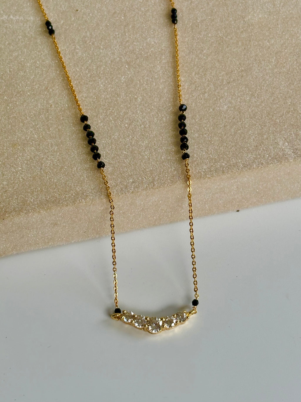 Leher  Mangalsutra