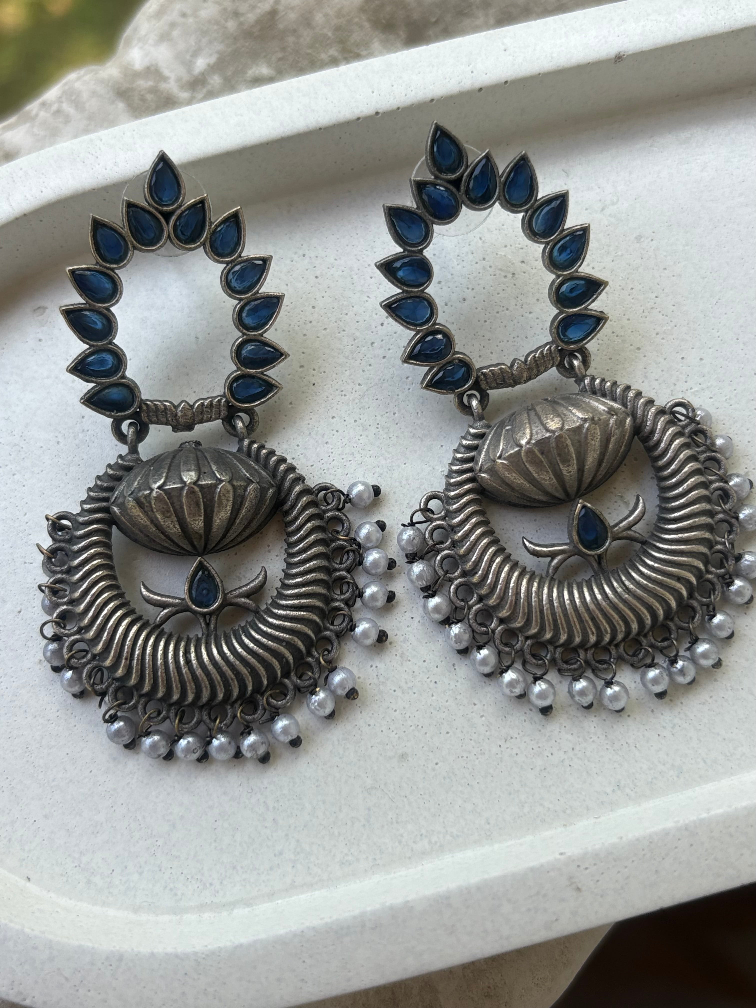 Noor e Neel Jhumki