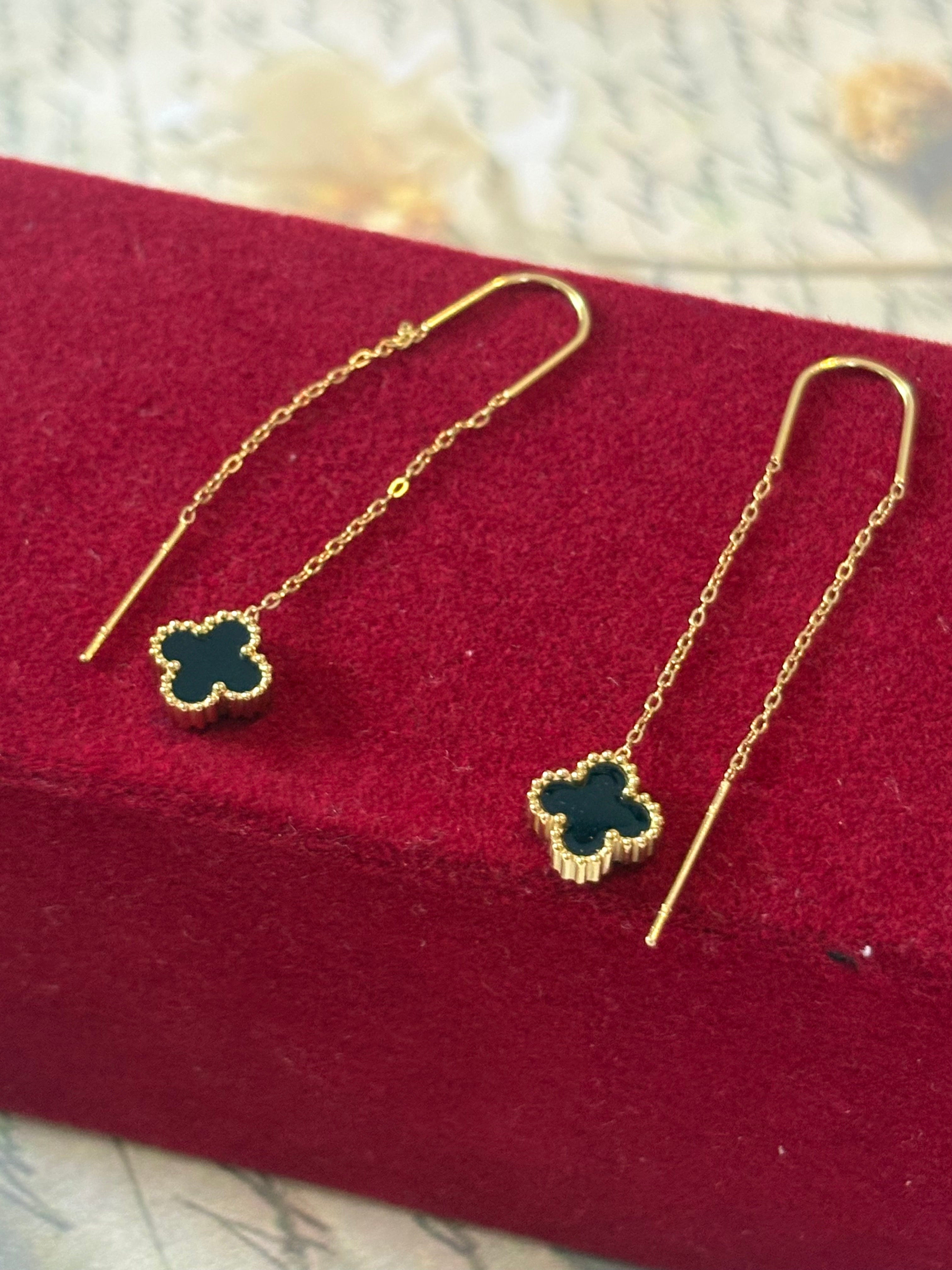 Clover Sui Dhaaga Earrings