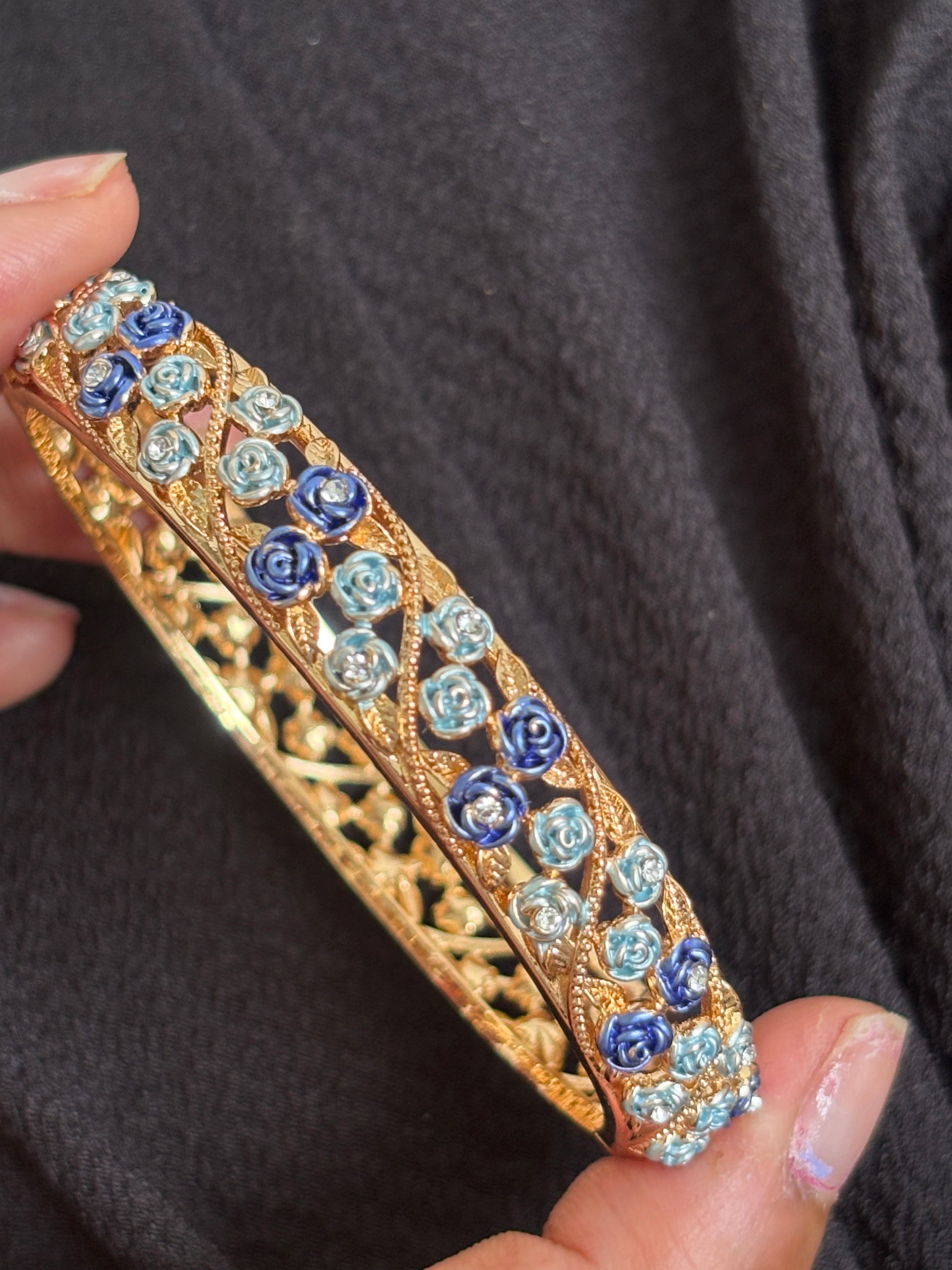 Fleora Bangle 31