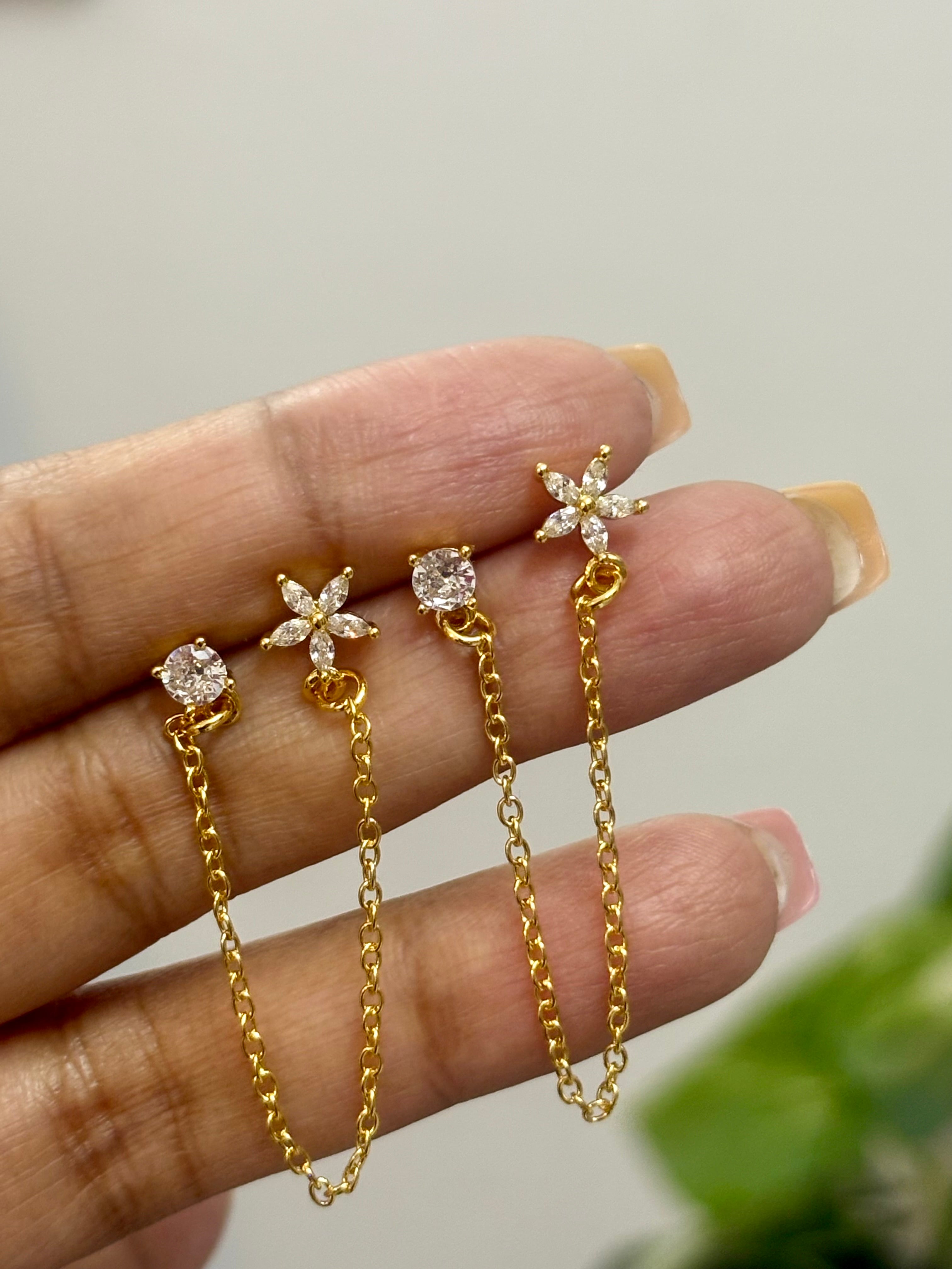 Flower Link Ball Back Studs