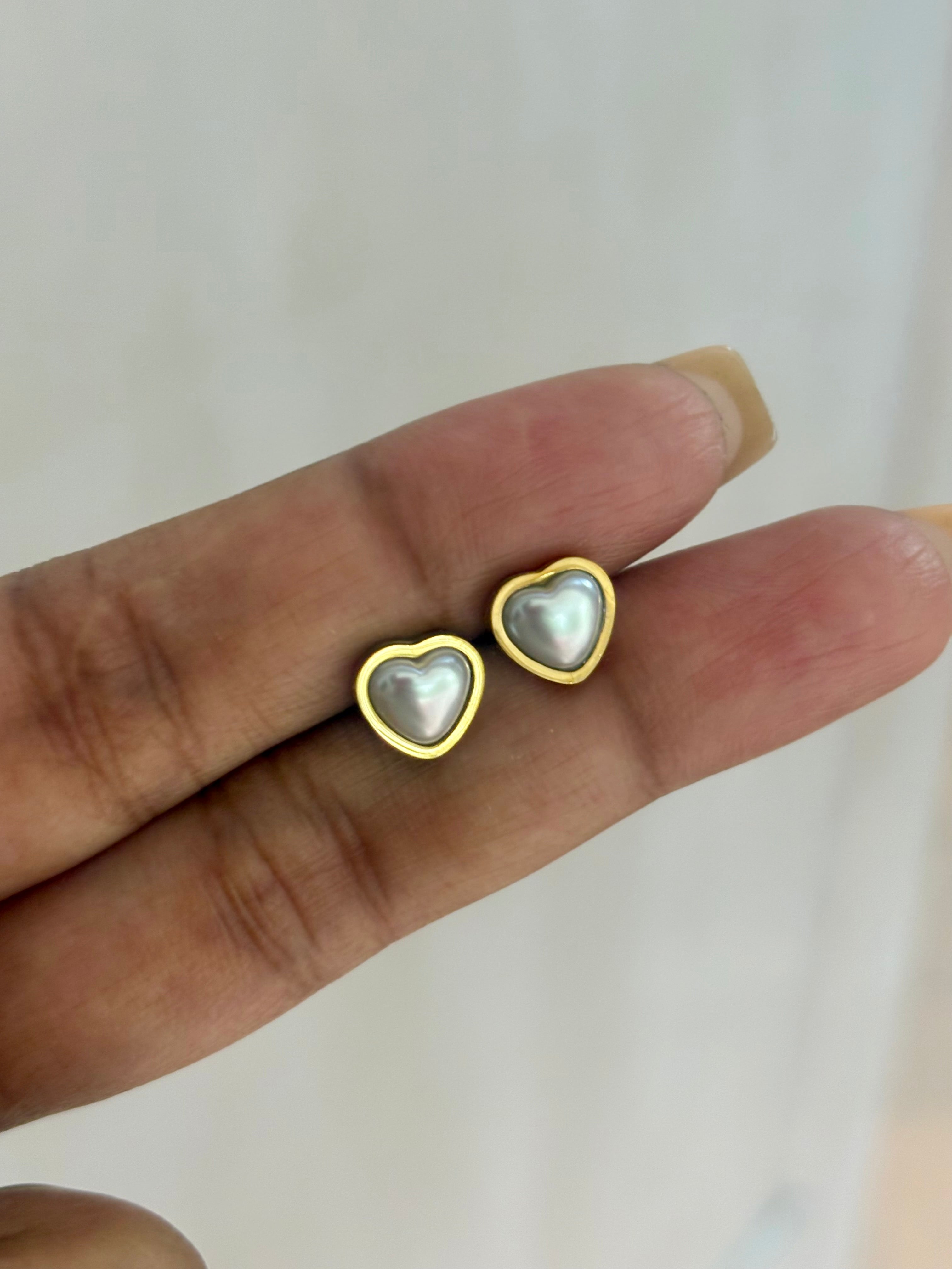 Pearl Hearty Studs