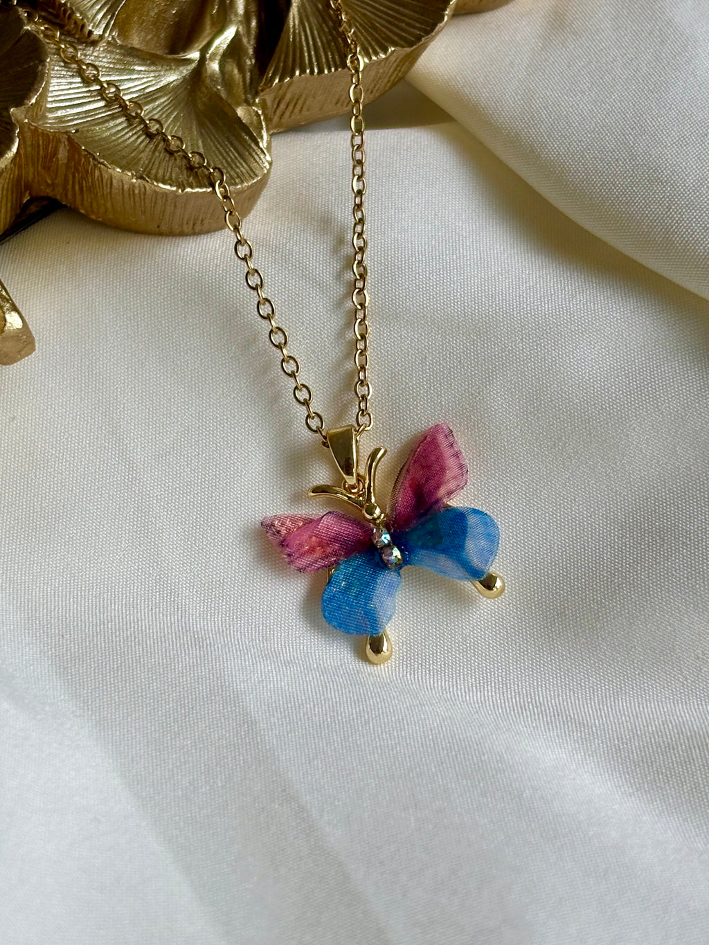 Miss Flutterby