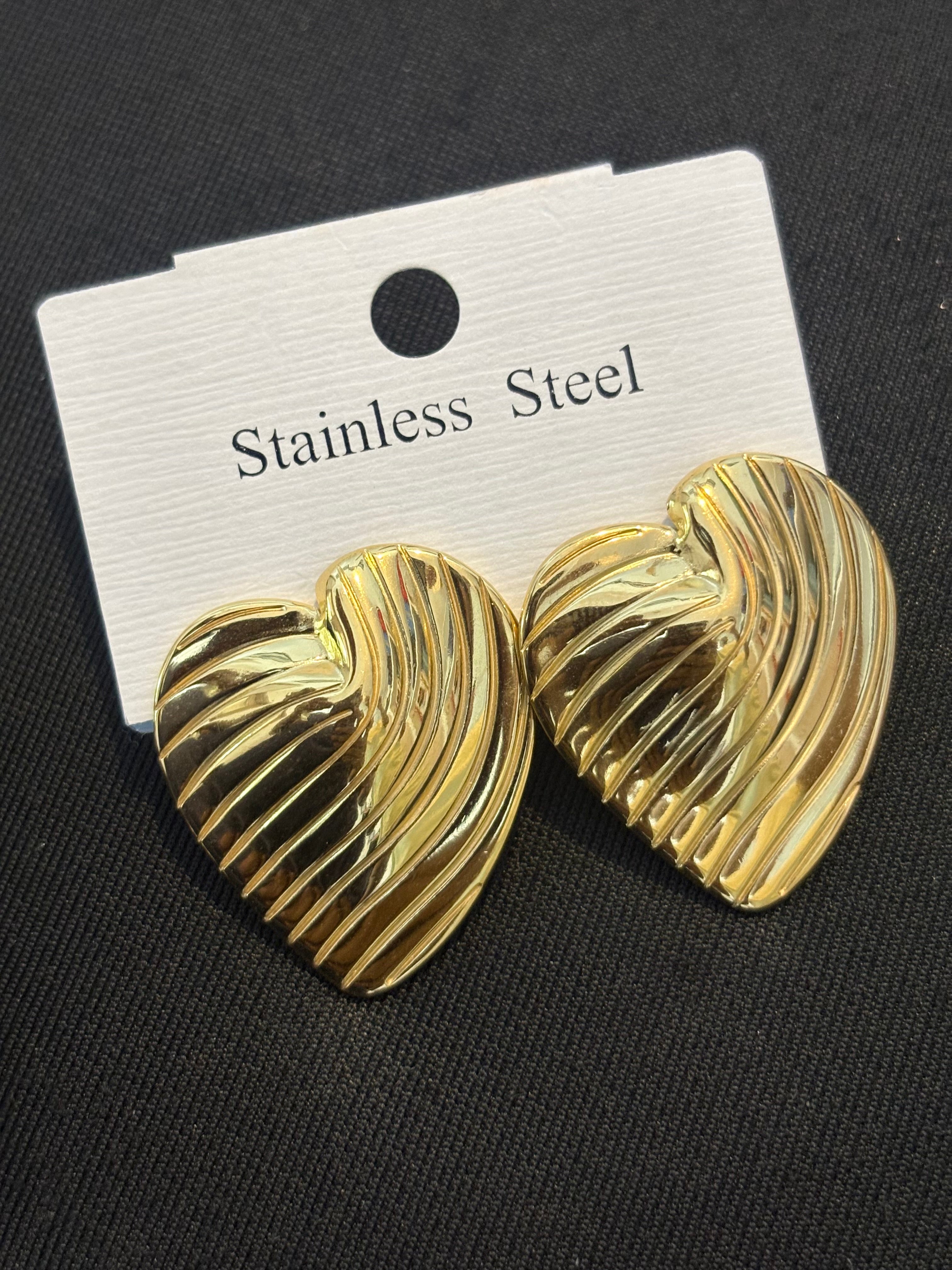 Valentina Studs