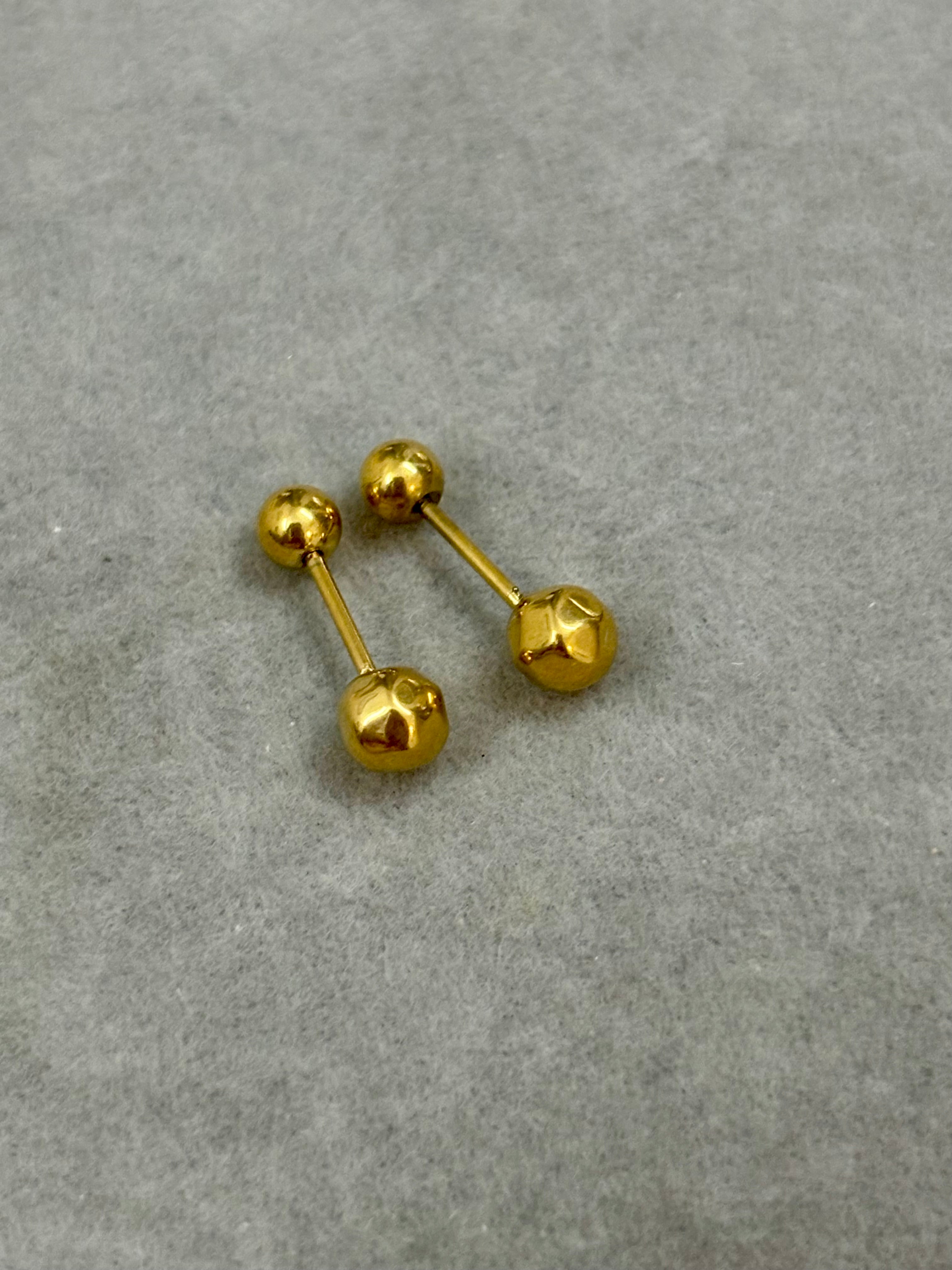 Sphere Ball back Studs
