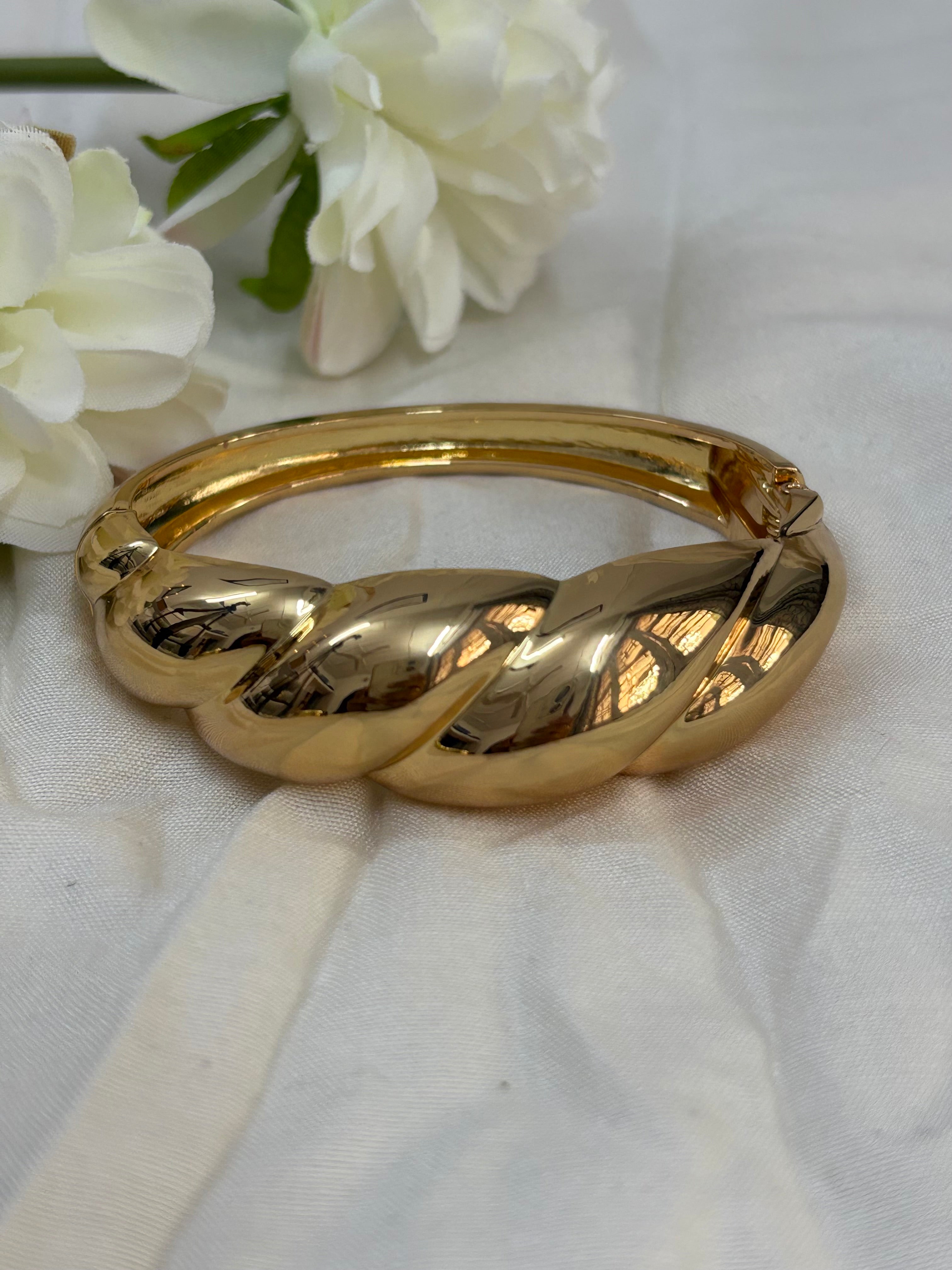 Twisted Royal Kada