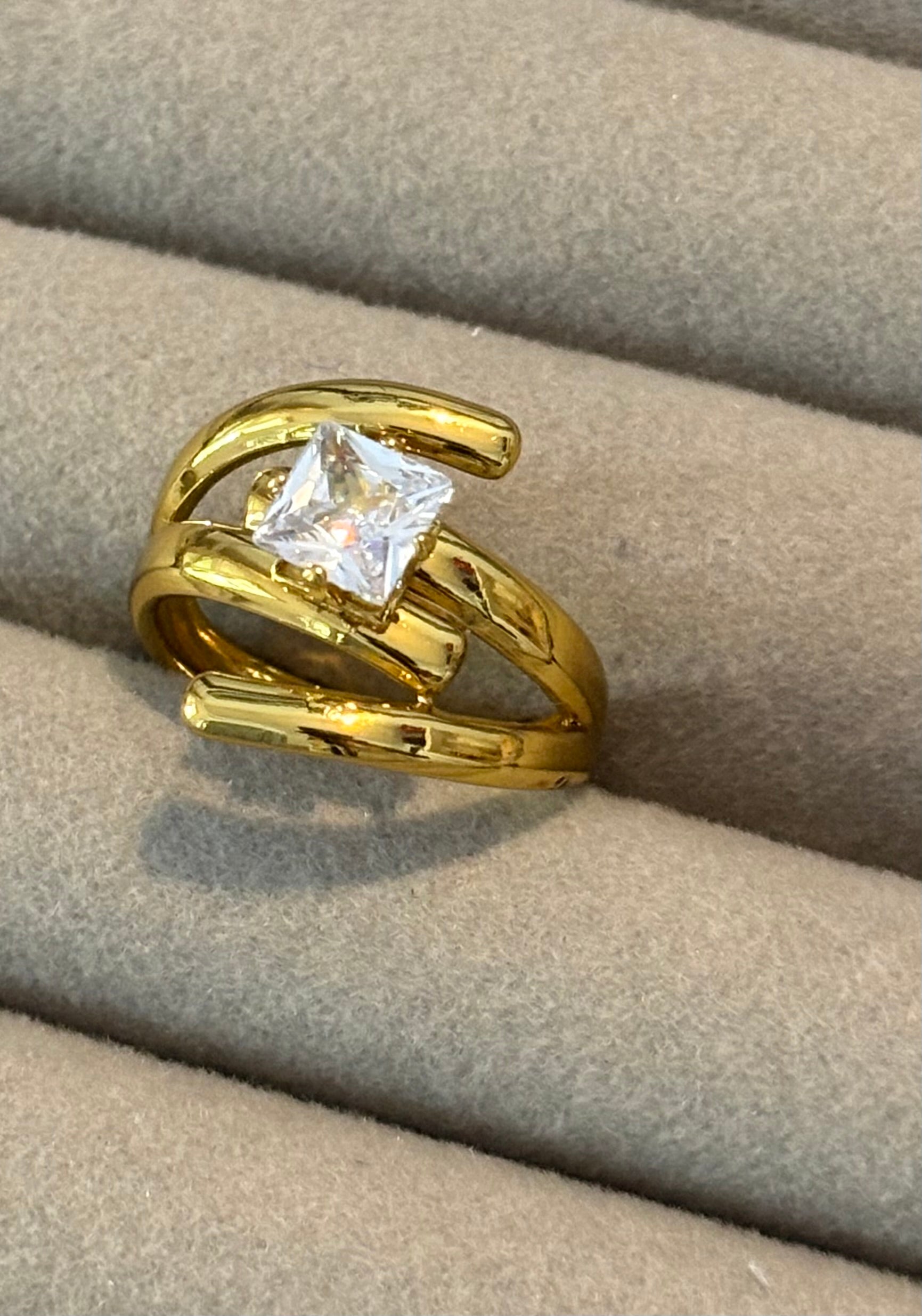 Star Struck Ring