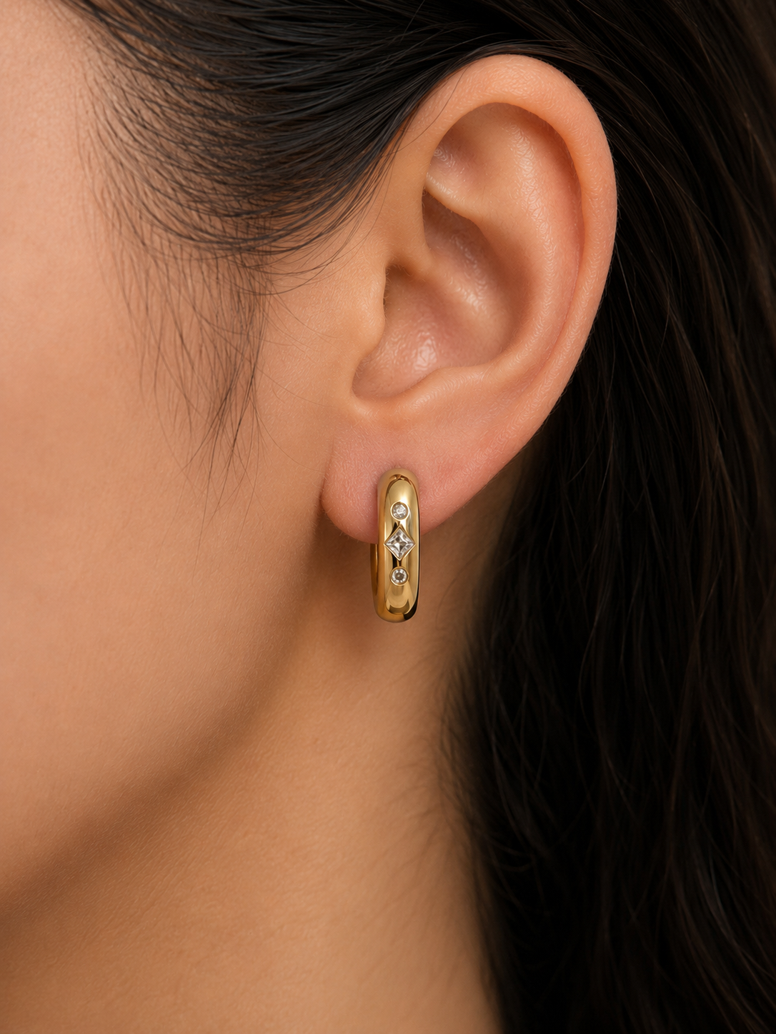 Cleo Hoops