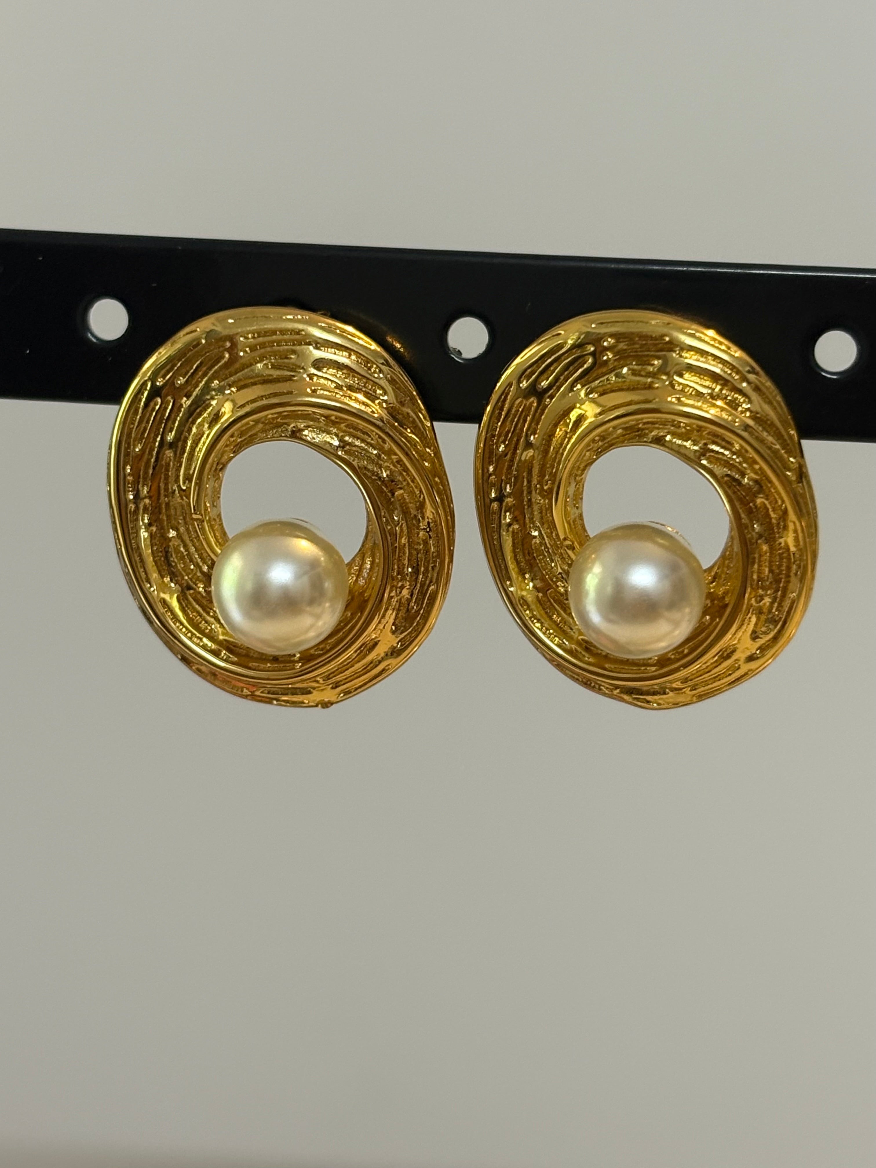 Pearl Orbit Studs