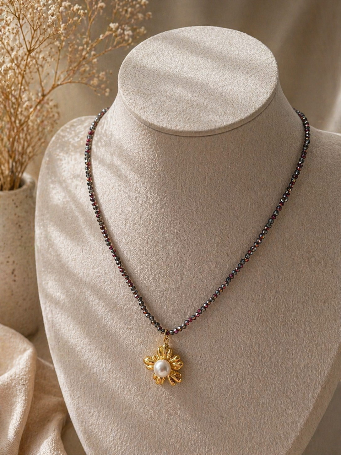 Coralline Necklace