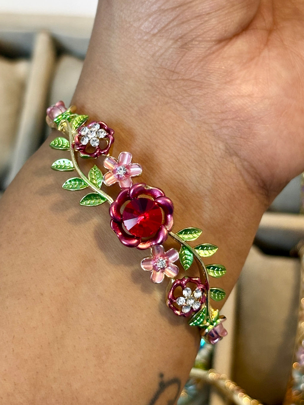 Fleora Bangle 46(sleek)