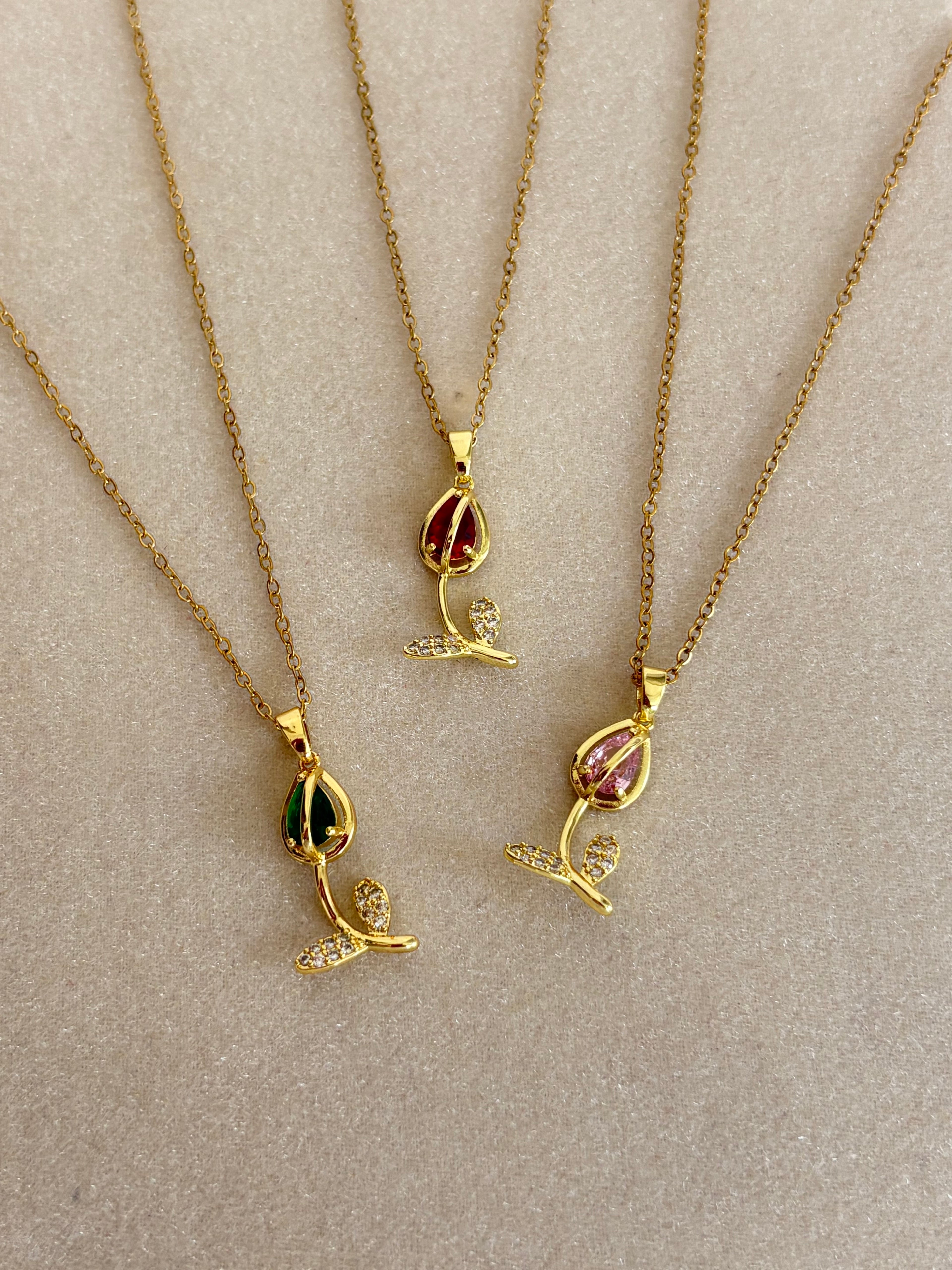 Eternal Tulip Necklace