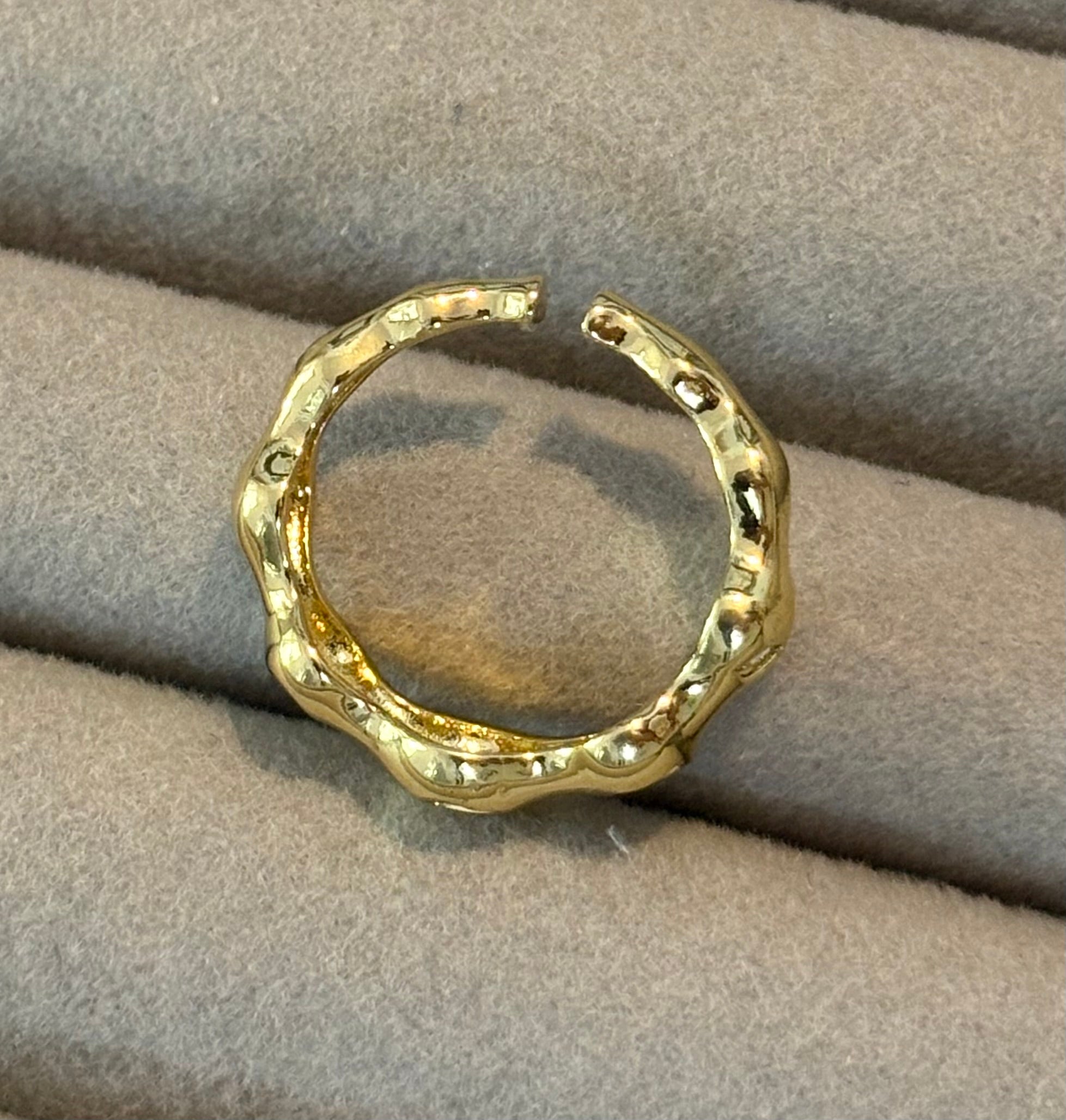 Clear Wave Ring