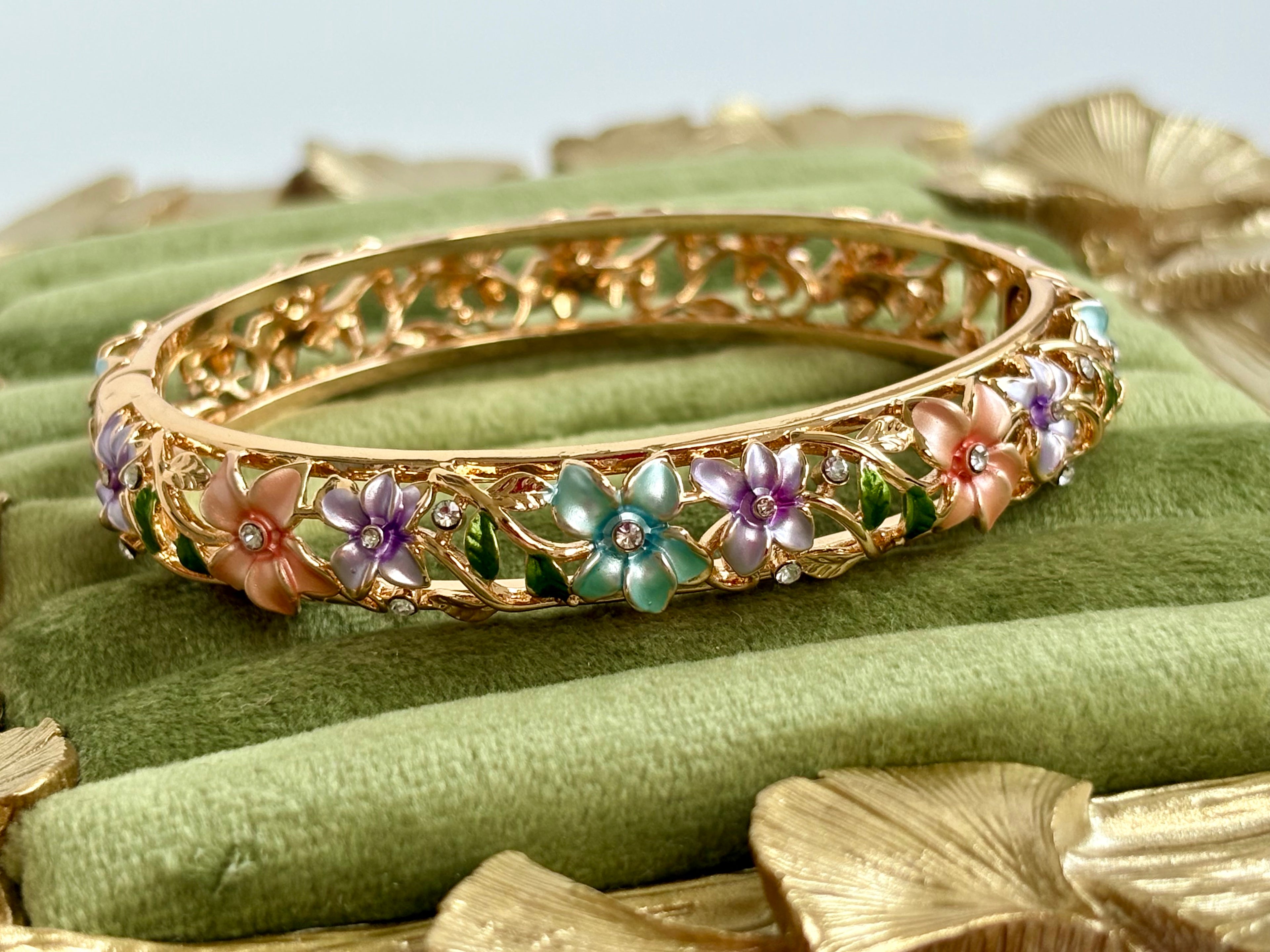 Fleora Bangle 1