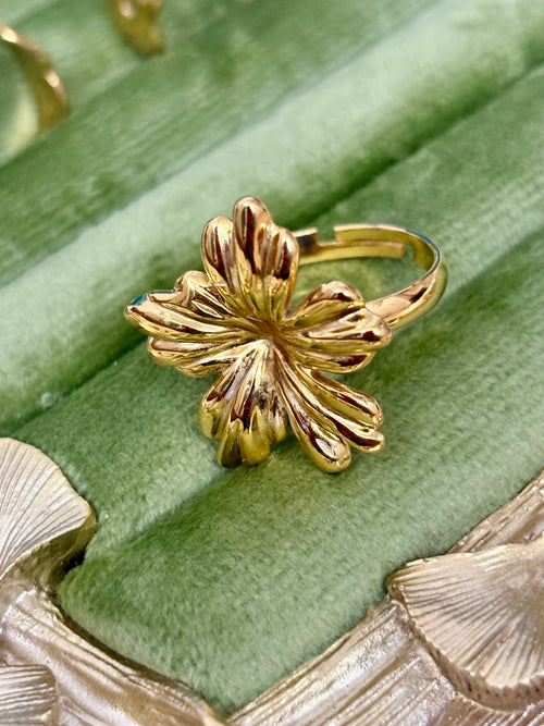 Bloomflare Ring