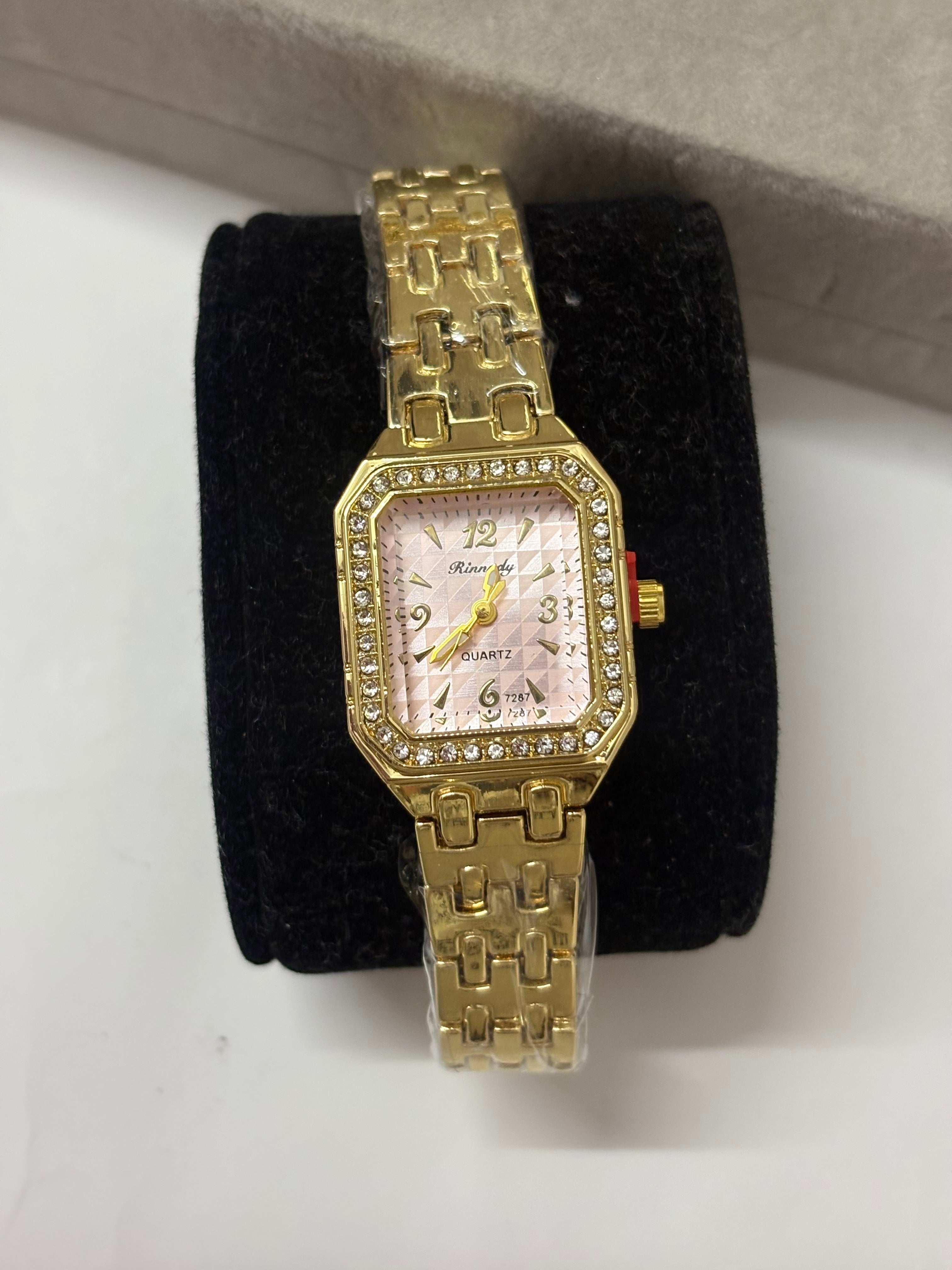 Sugar Blush Vintage watch