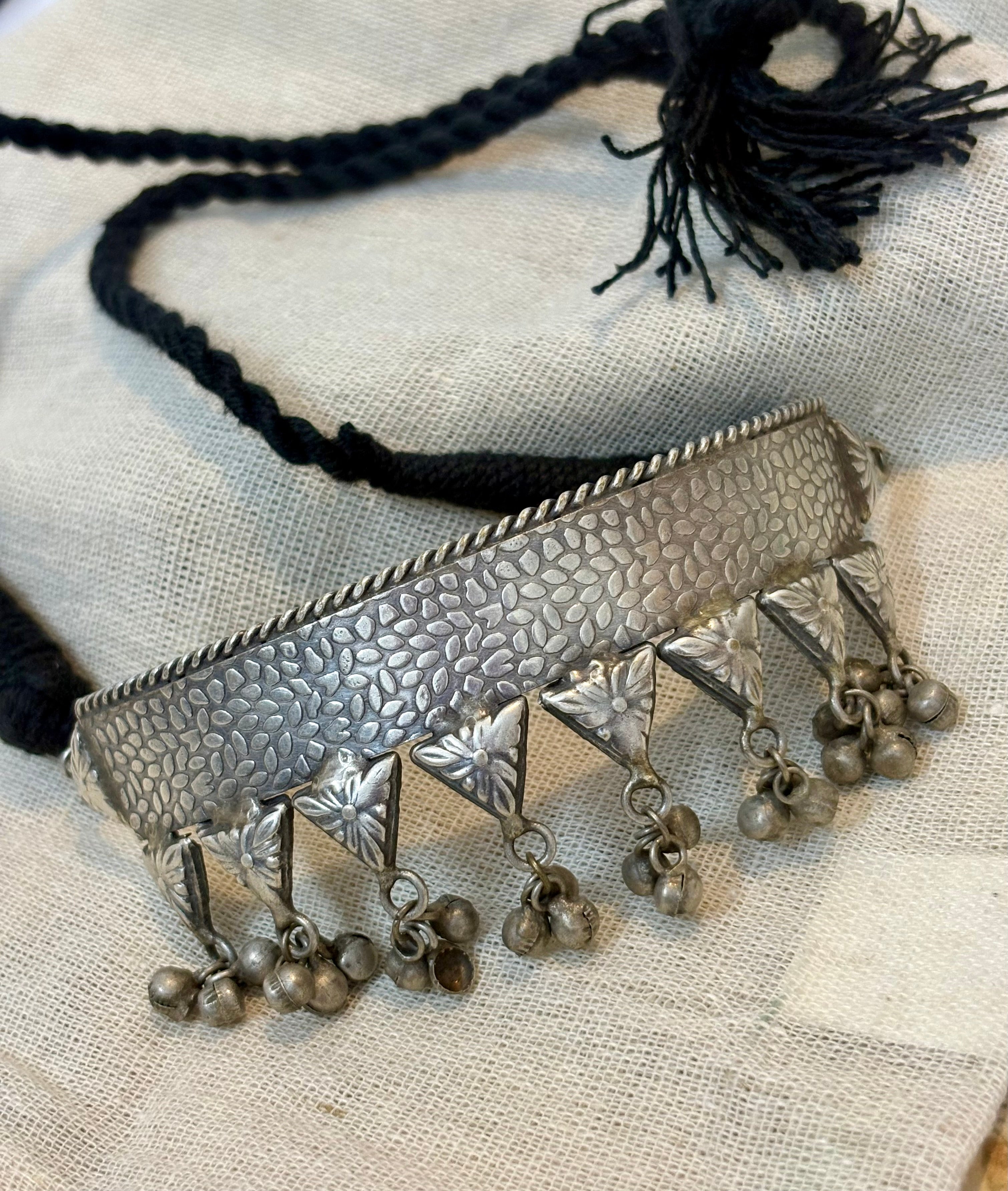 Vintage Oxidised Gungroo Choker