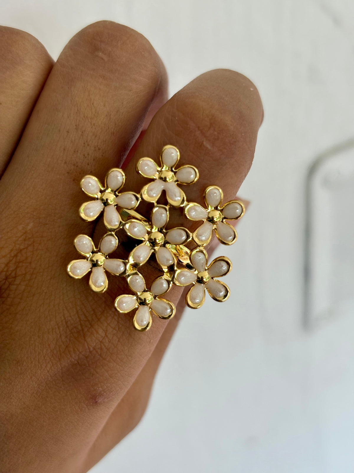 Enamel Ring - Magnolia