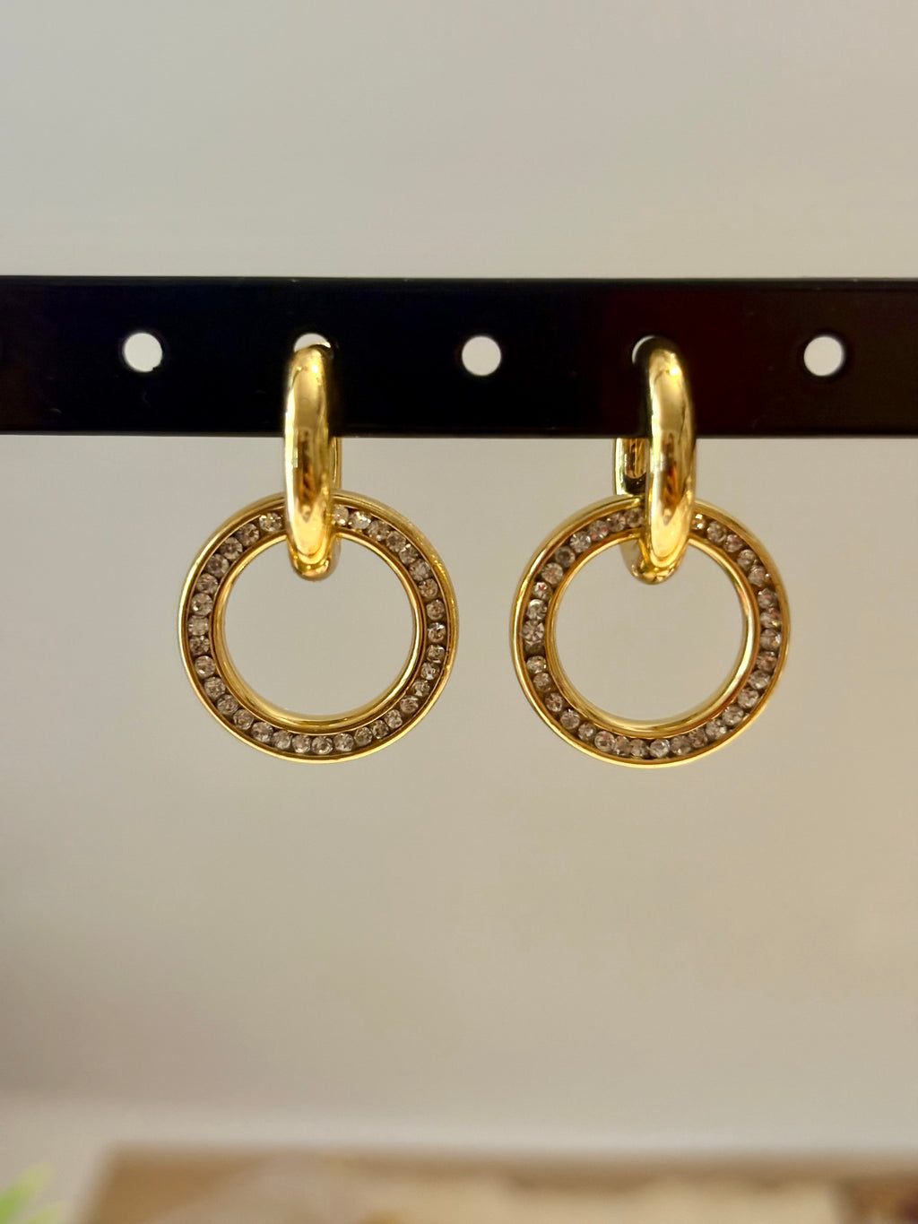 Serena Hoops