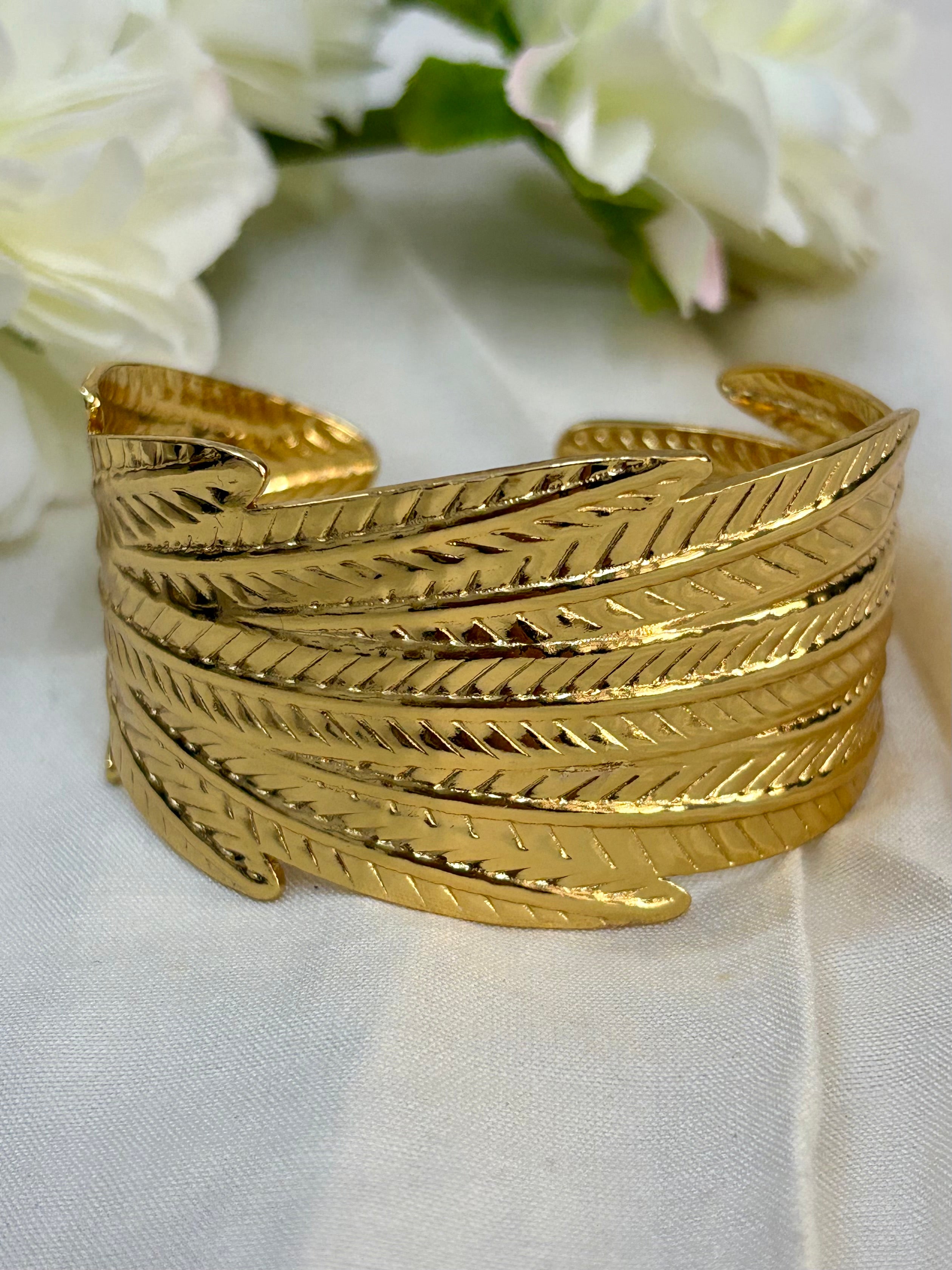 Feather Crest Kada
