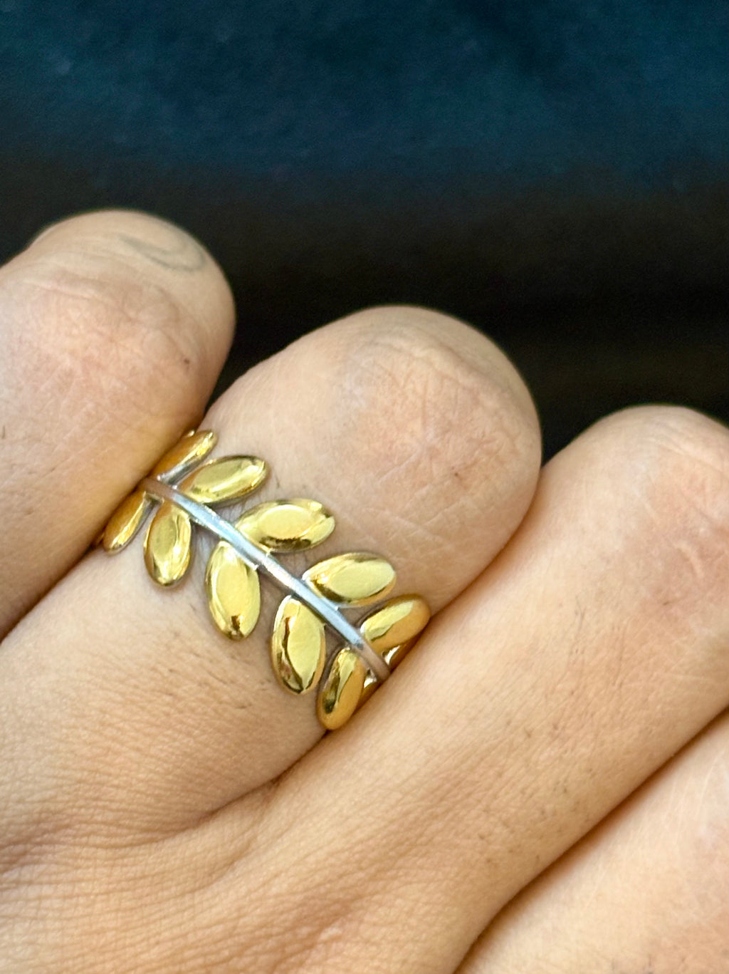Laurel Ring