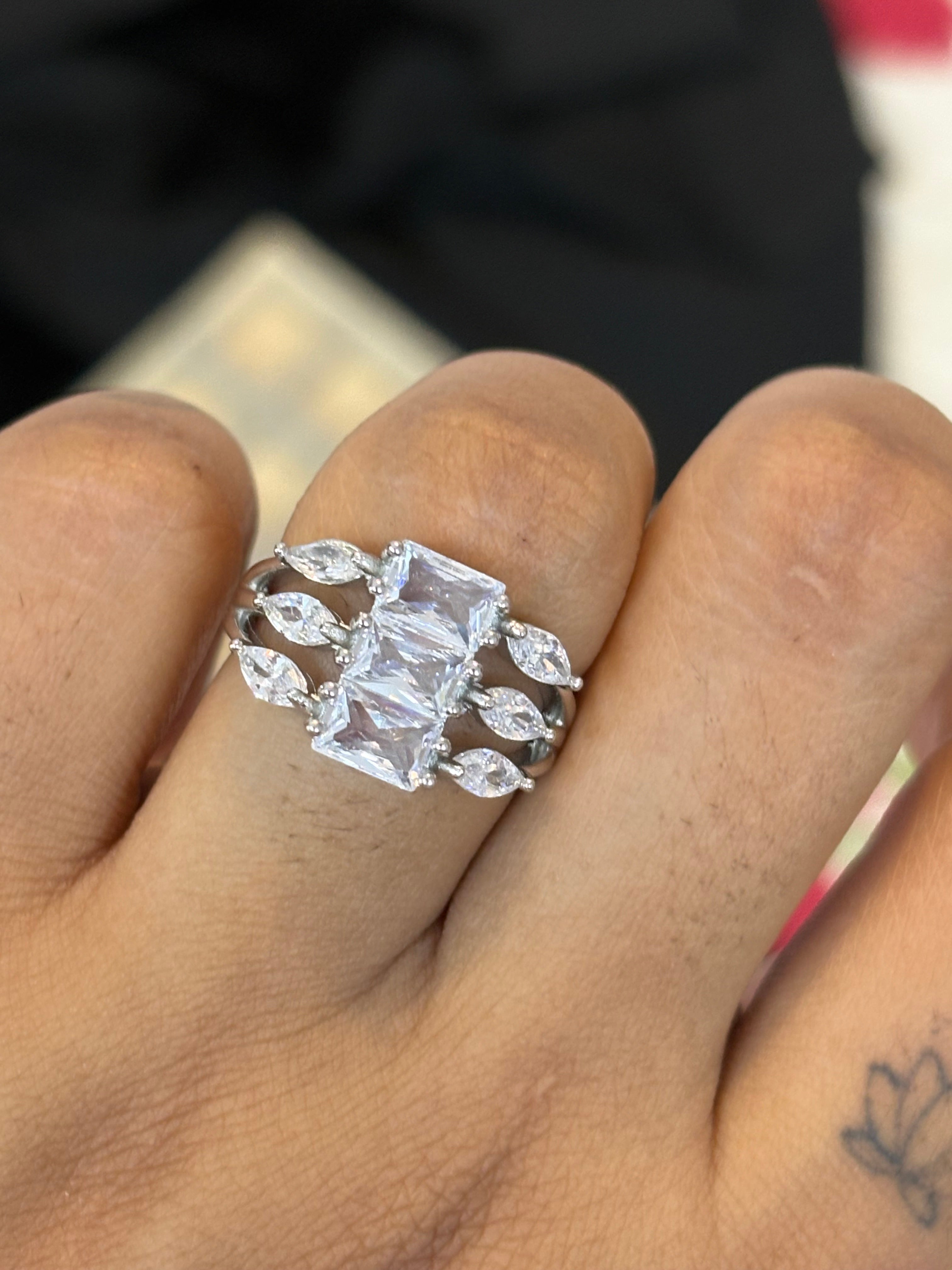 Radiant Vine Rings