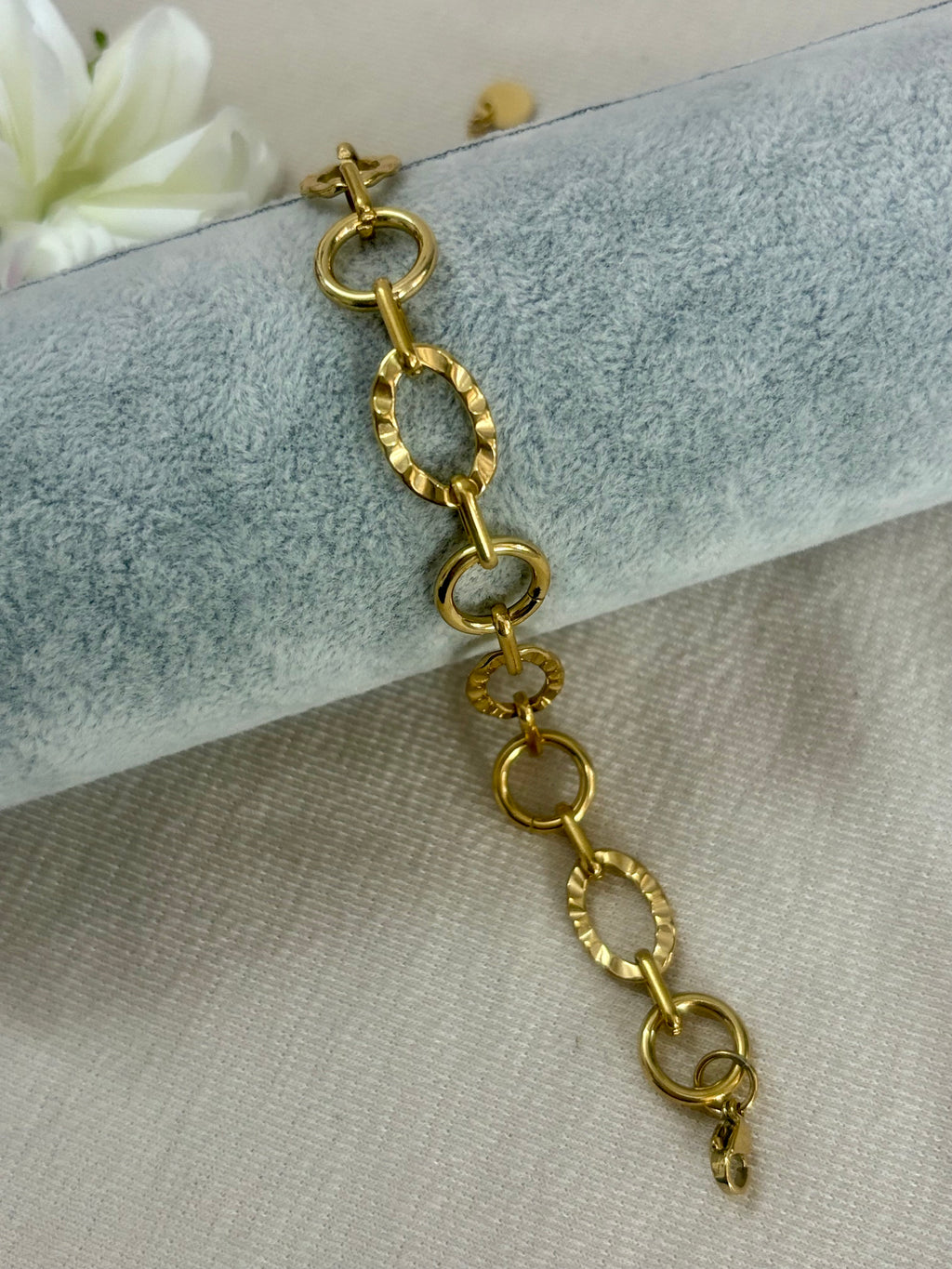Ripple Links Bracelet