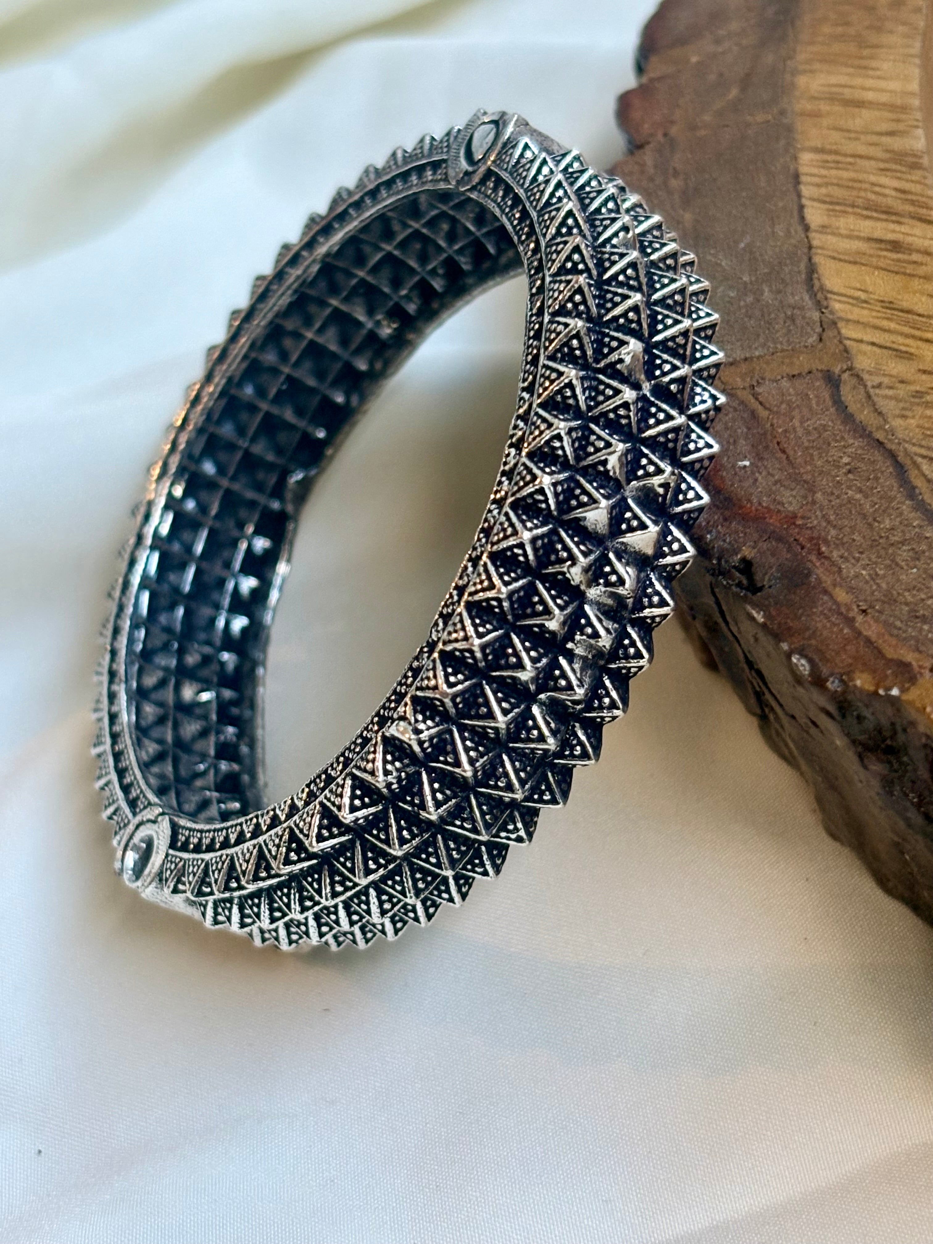 Antique Tribal Kada
