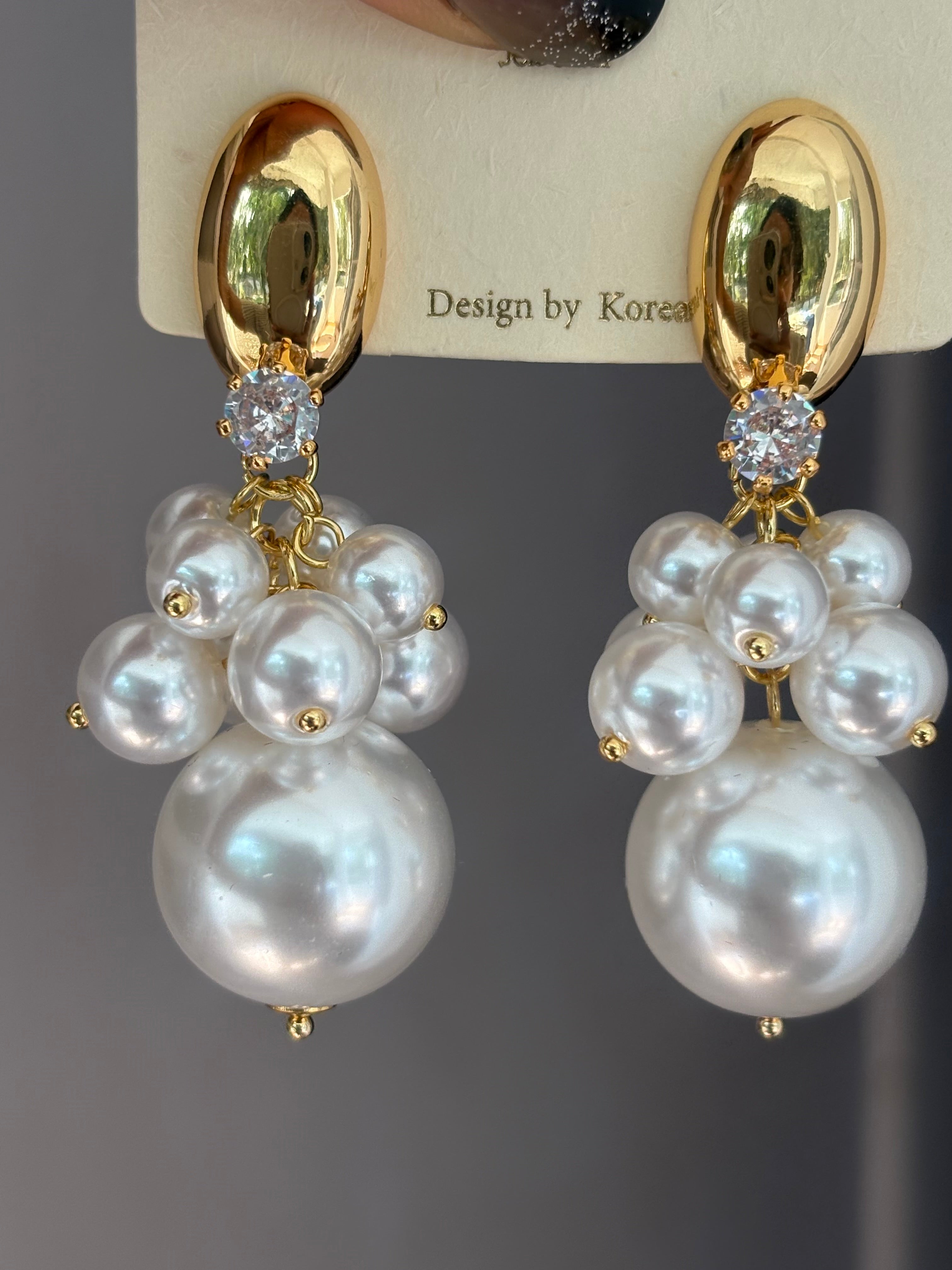 Pearloria Earrings