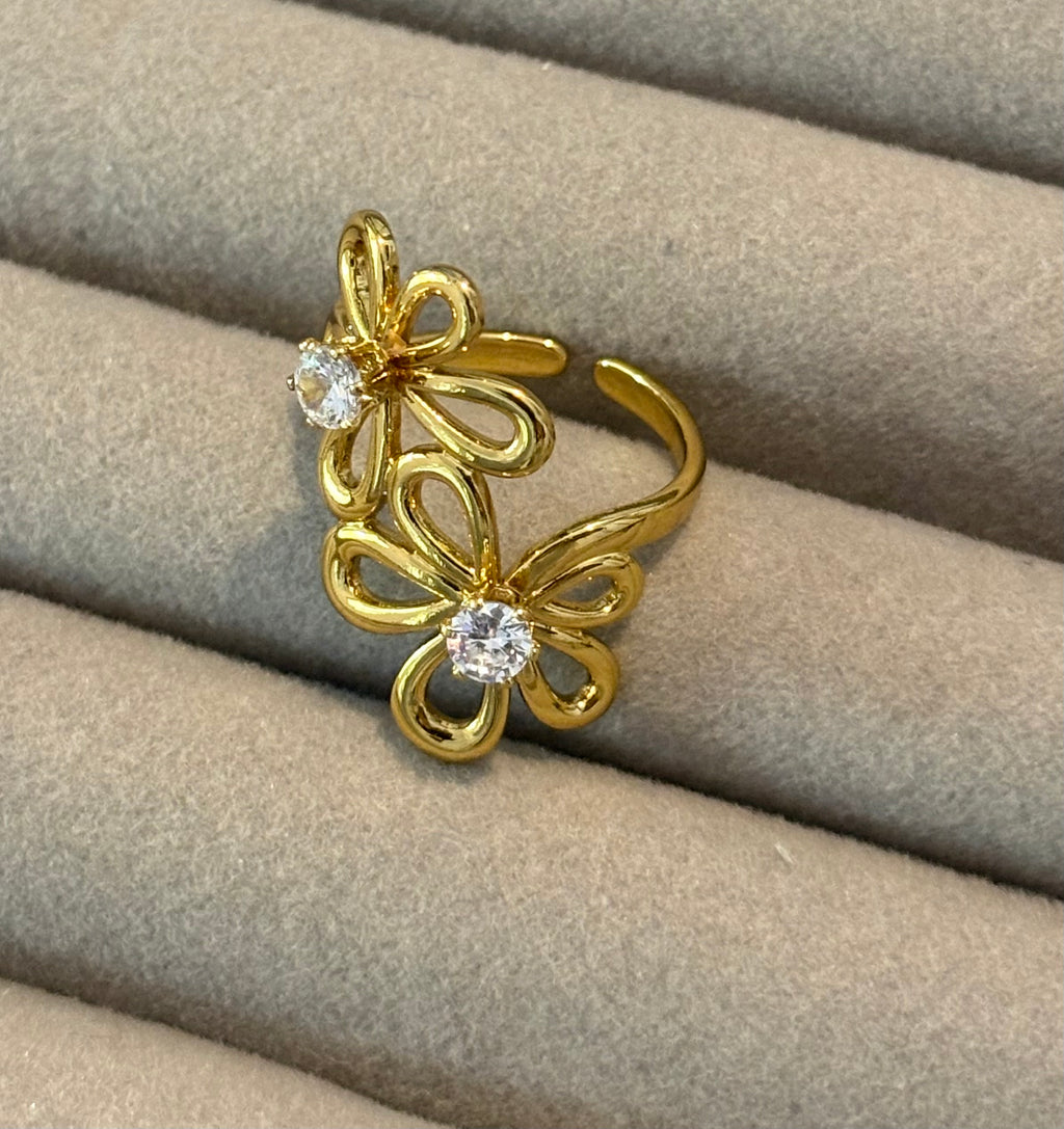 Bloom Loop Ring