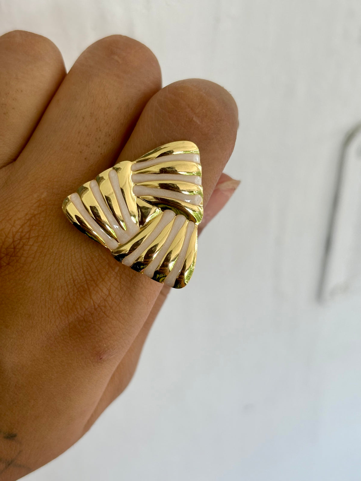 Enamel Ring - Pyramid