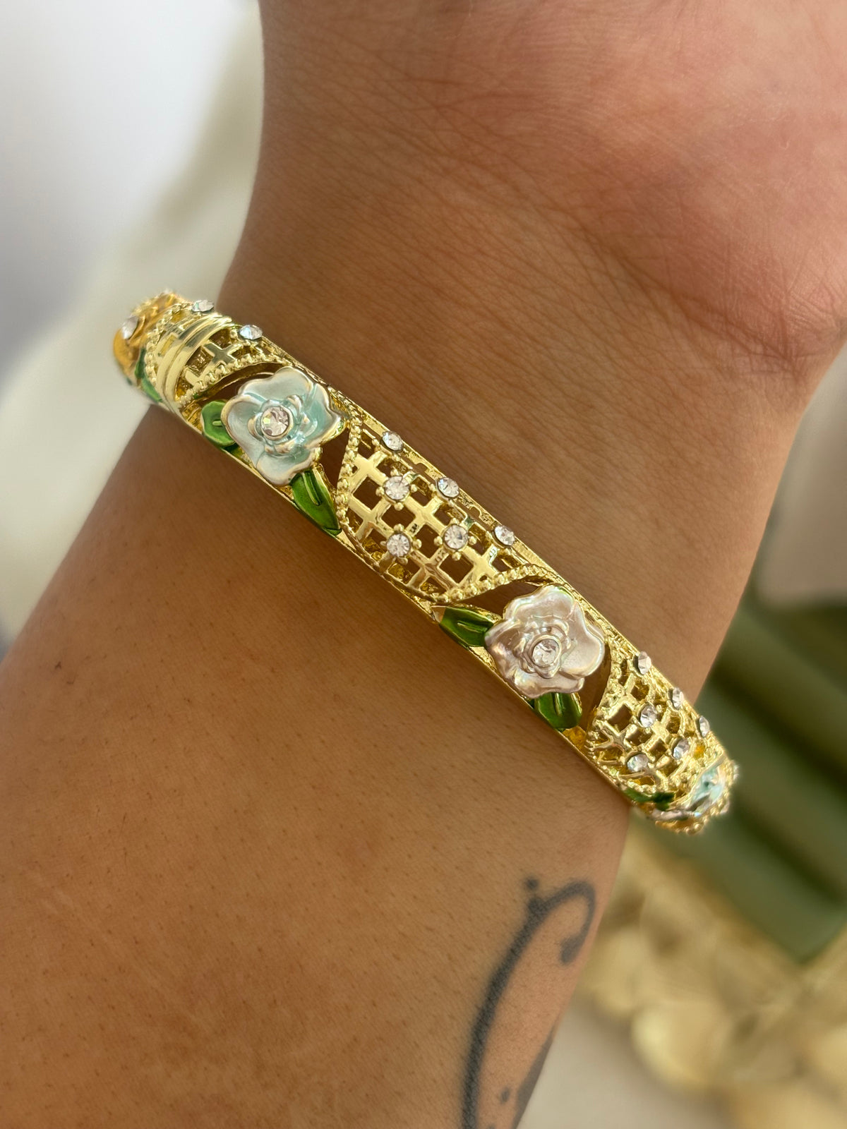 Fleora Bangle 31