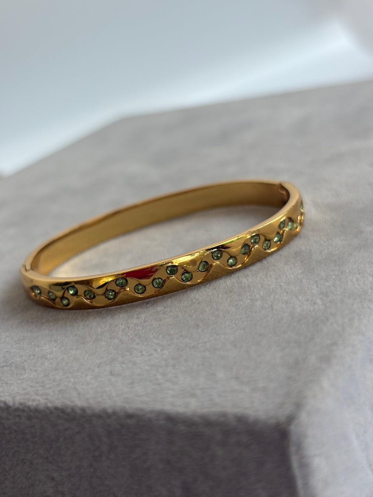 Gem Curve Kada (Thin wrist )