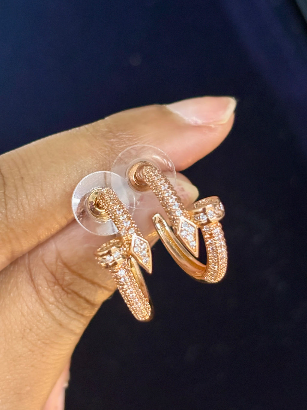 The Knail Studs