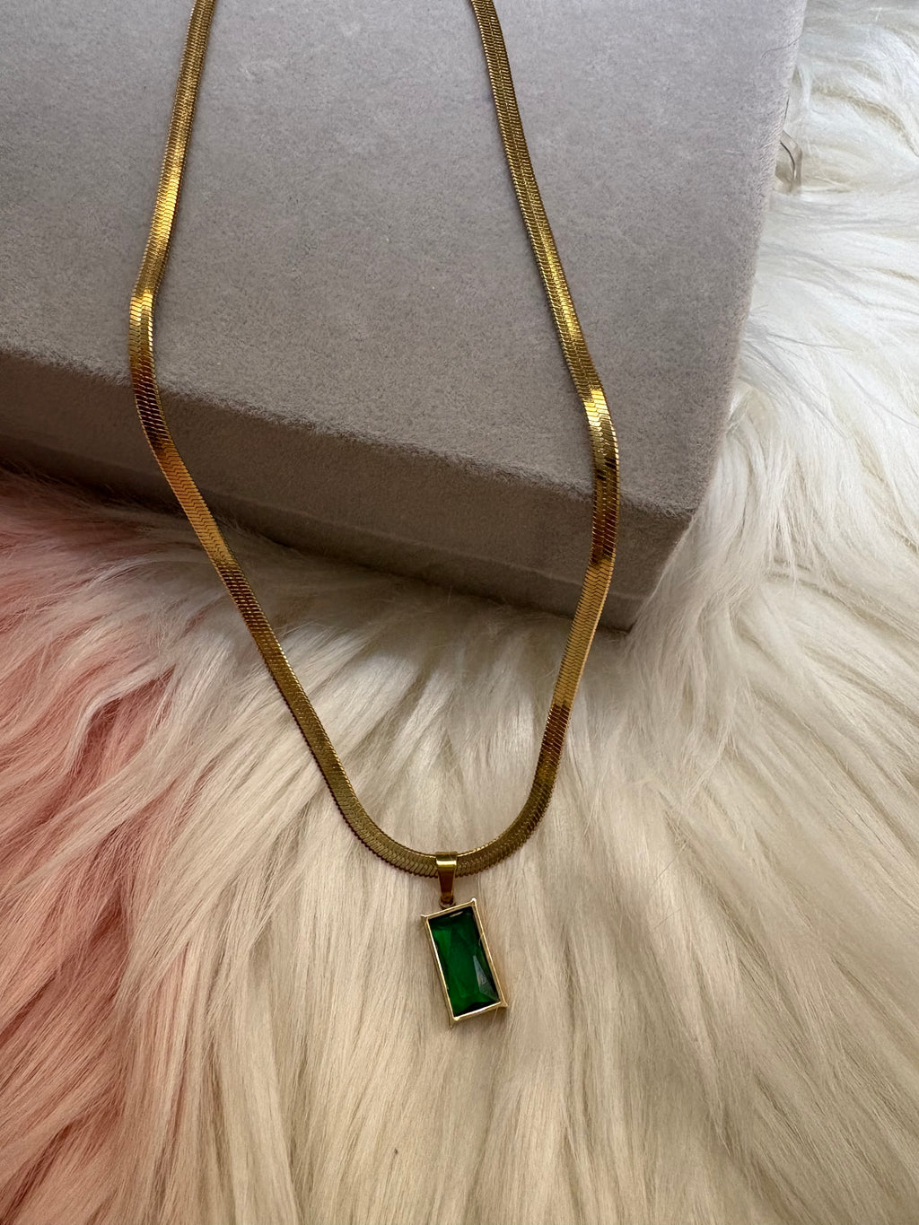 Emerald Majesty Necklace