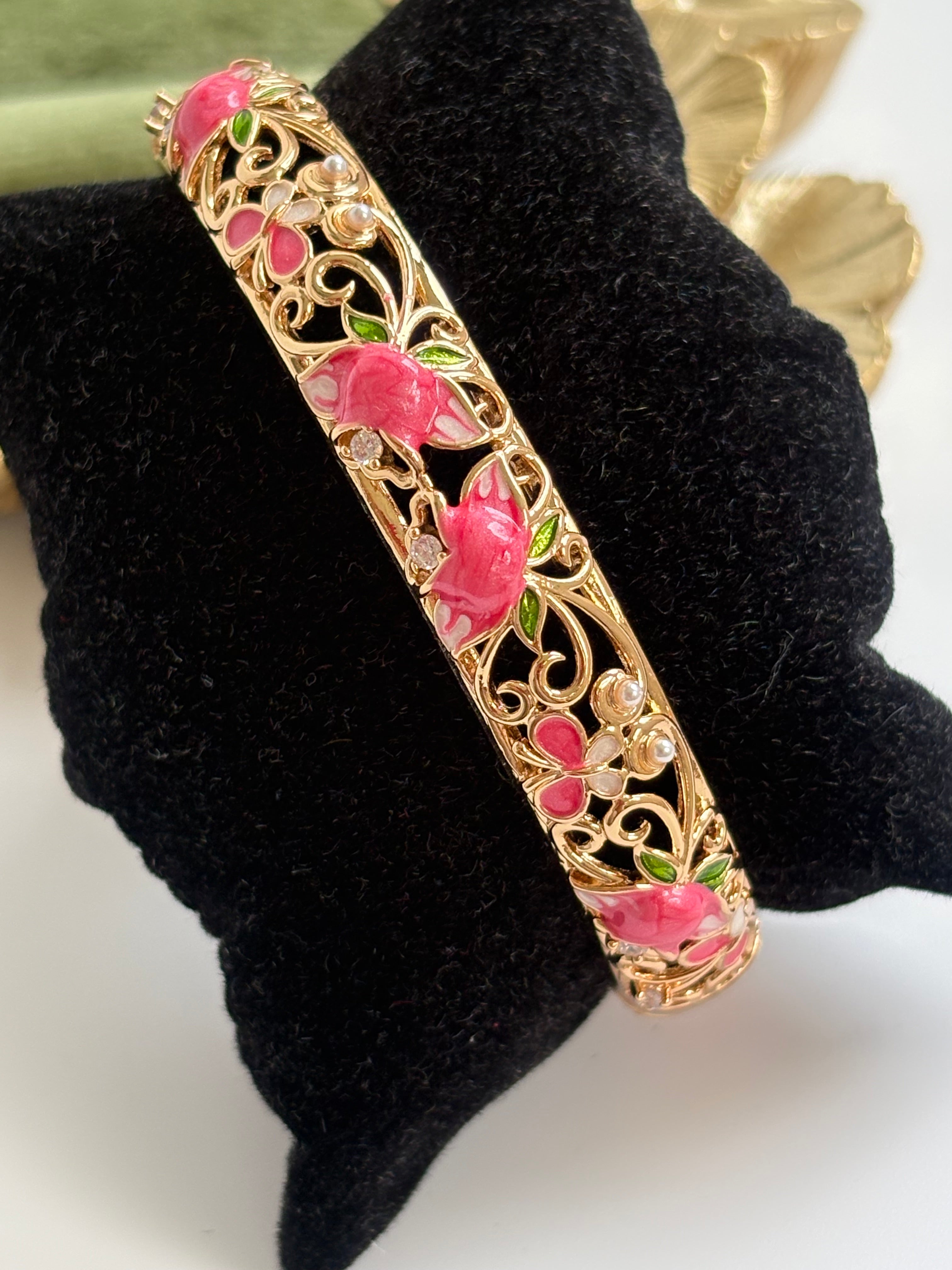 Fleora Bangle 23